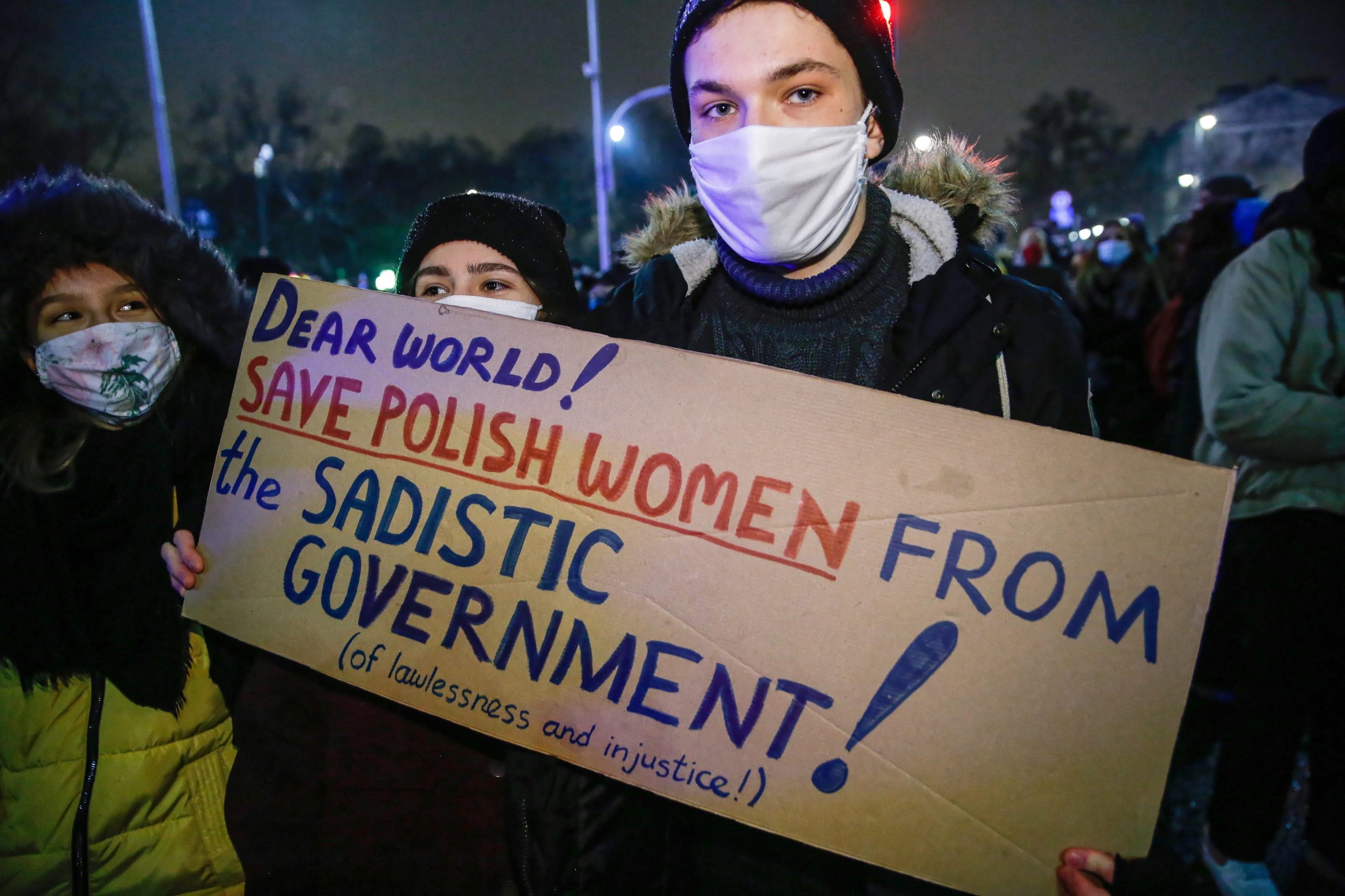 Mais protestos planeados na Polónia contra proibição quase total da prática do aborto