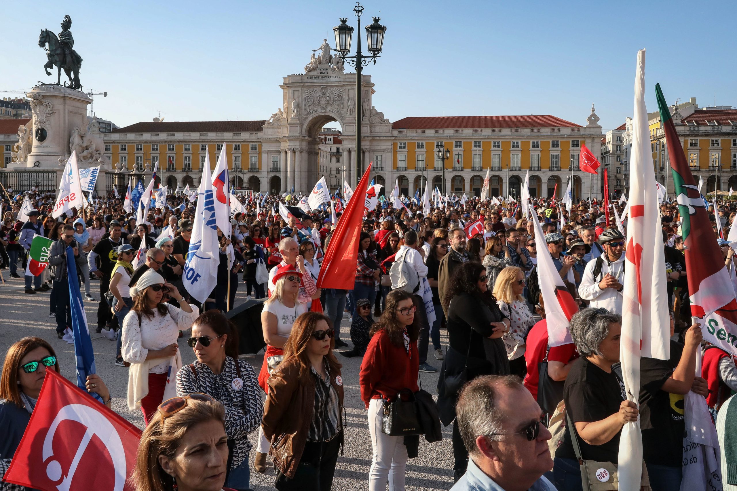 Mais uma greve nacional de professores, agora para dia 8 de fevereiro