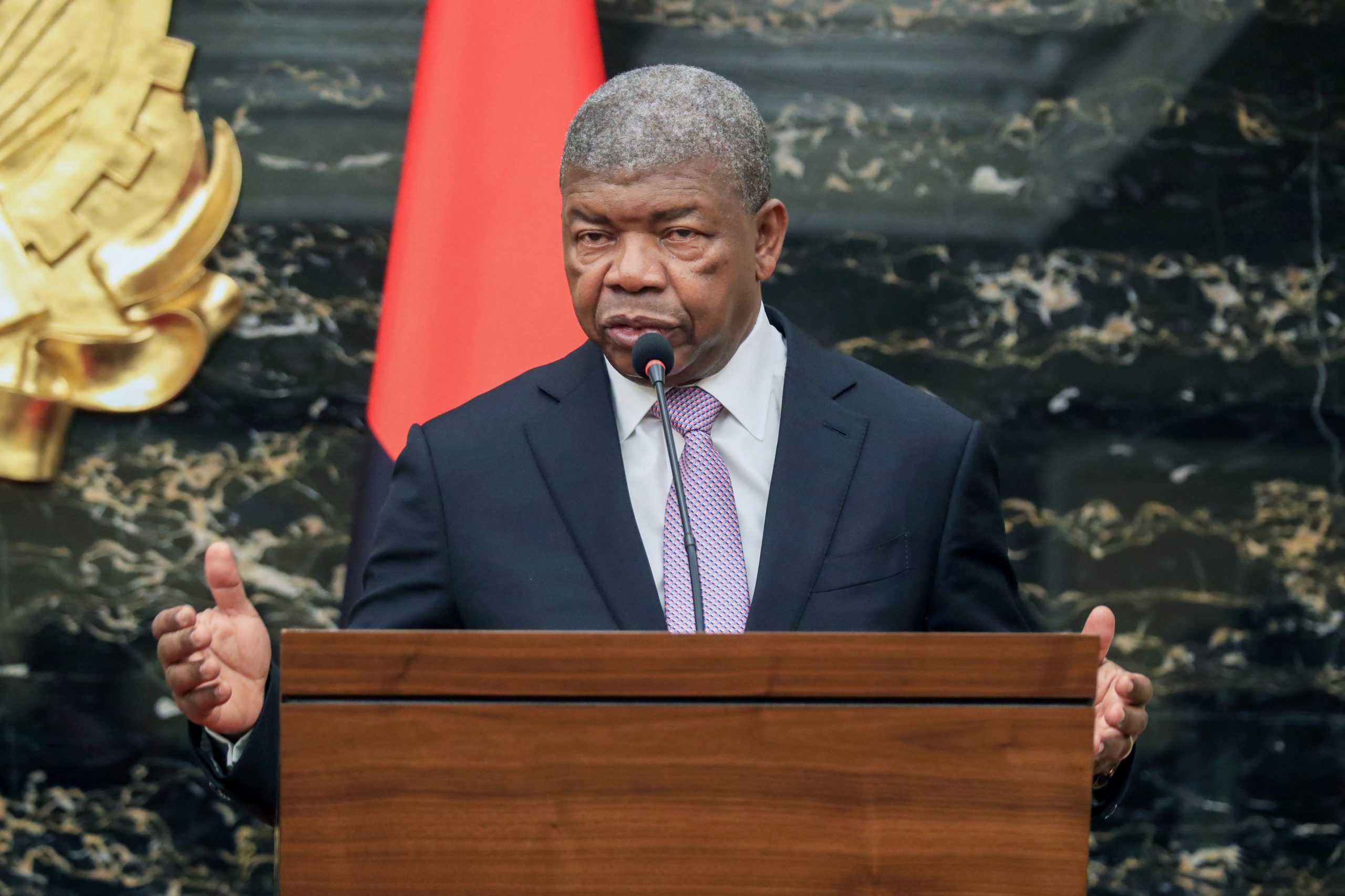 João Lourenço defende que África deve aumentar a produção de vacinas