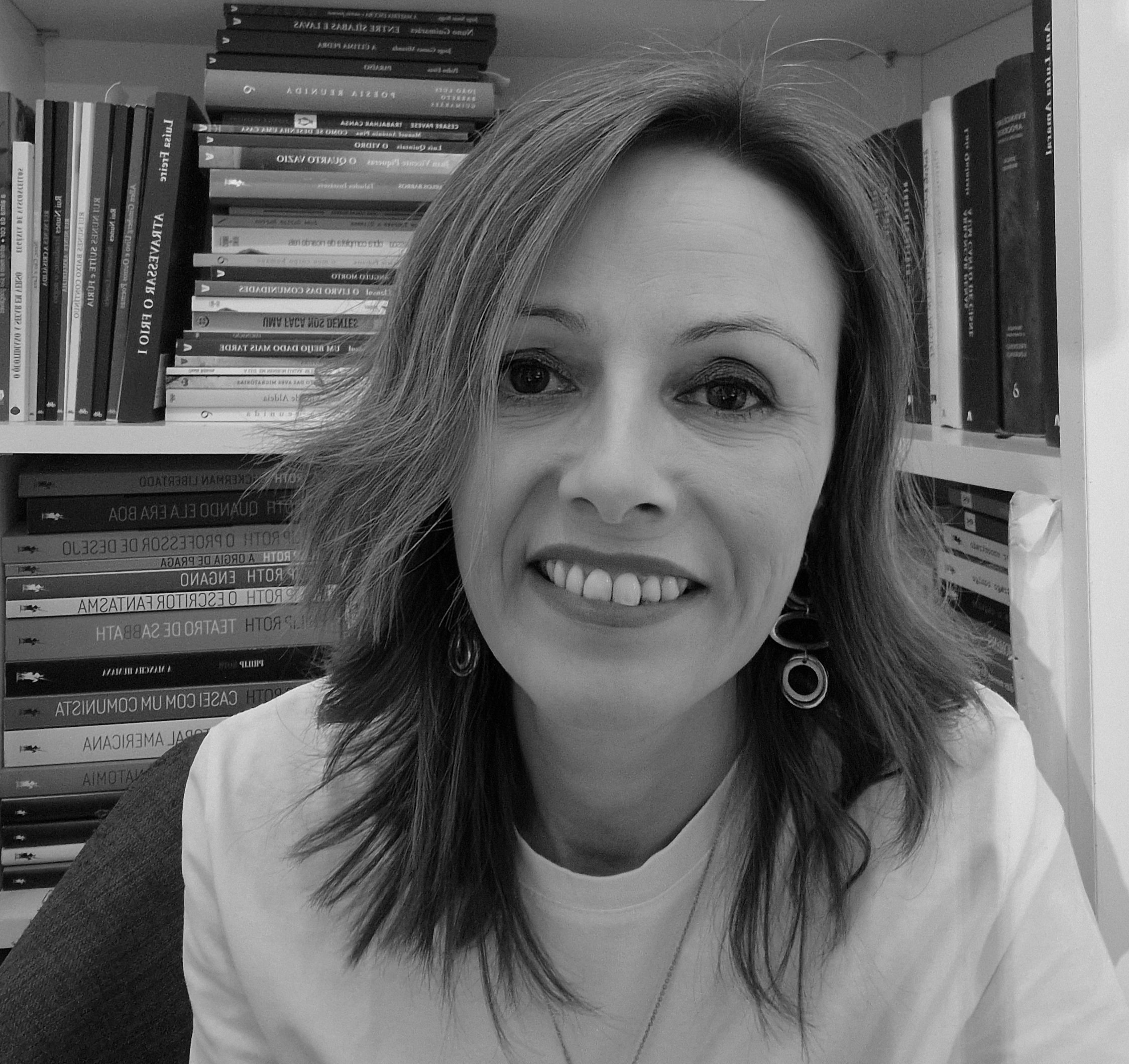 Carla Pais vence Prémio LeYa 2025 com romance “A sombra das árvores no inverno”