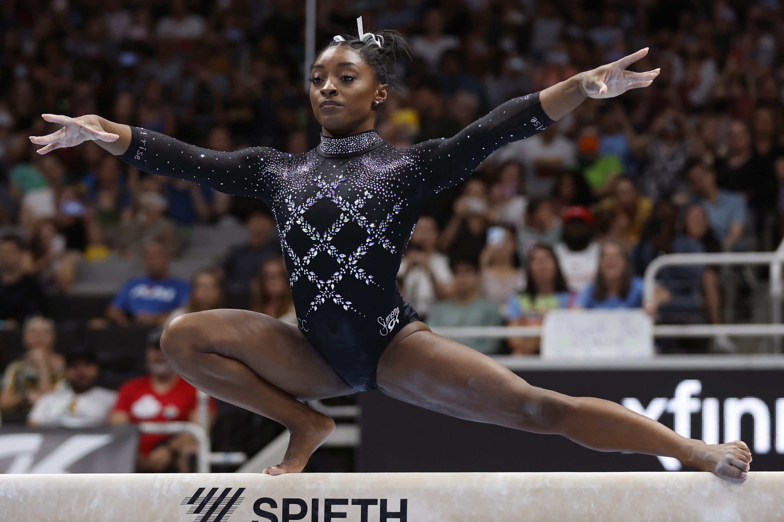 Ginasta Simone Biles anuncia intenção de competir nos Jogos Olímpicos de Paris
