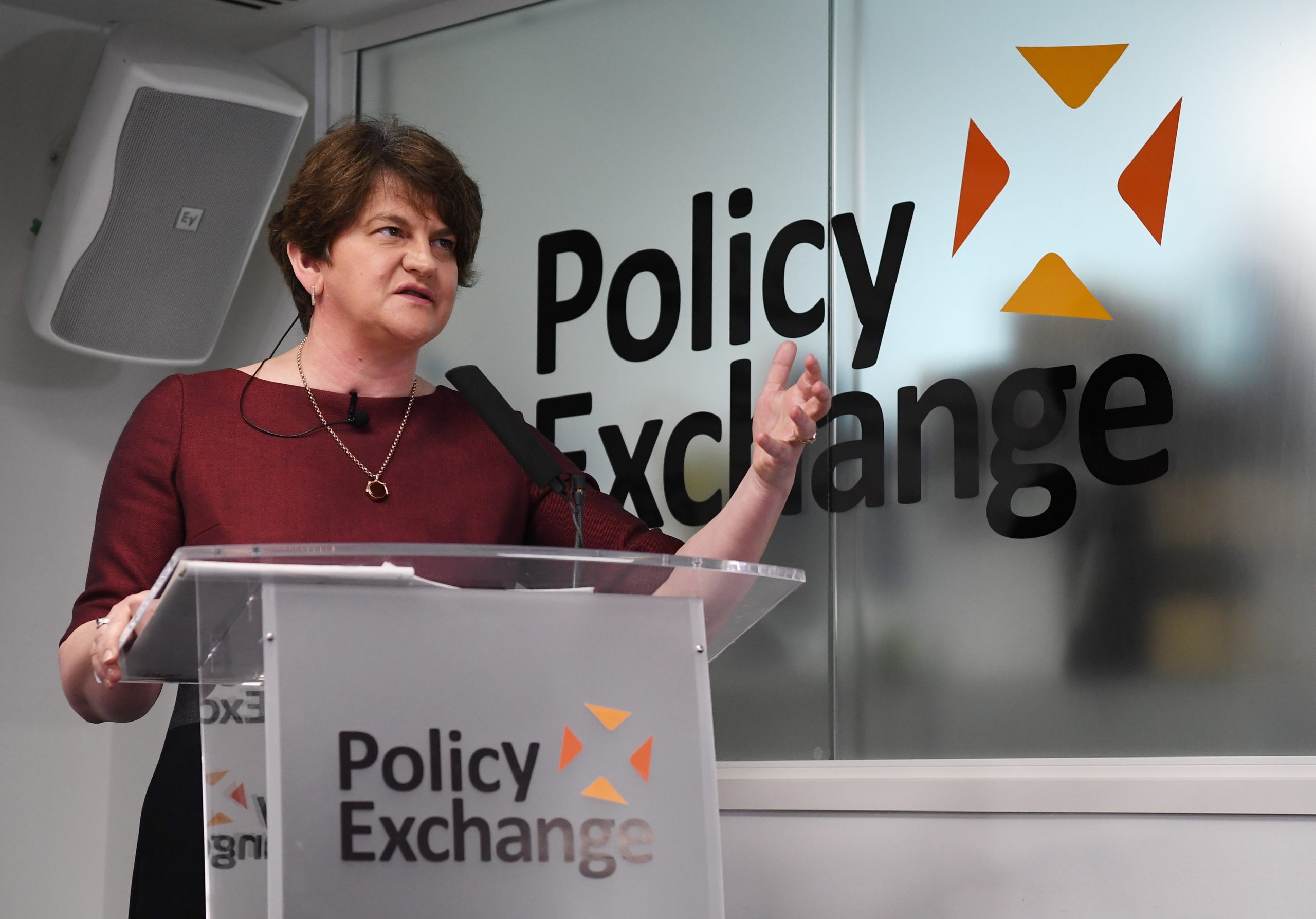 Primeira-ministra da Irlanda do Norte demite-se