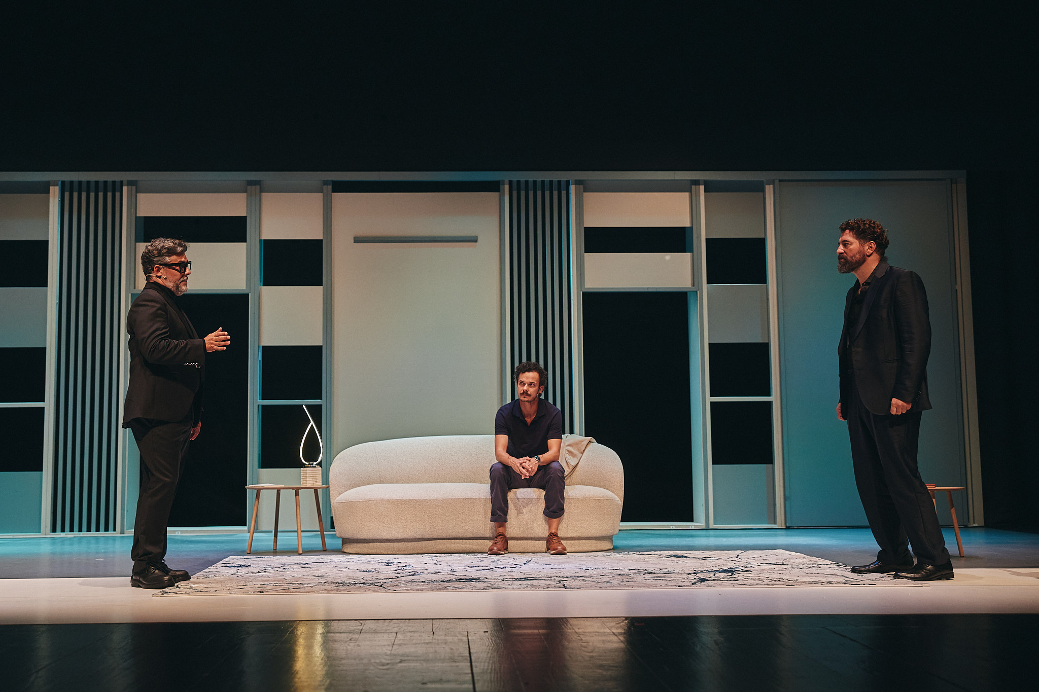 “Arte”, de Yasmina Reza, encerra temporada em Lisboa e segue para o Porto em fevereiro de 2026