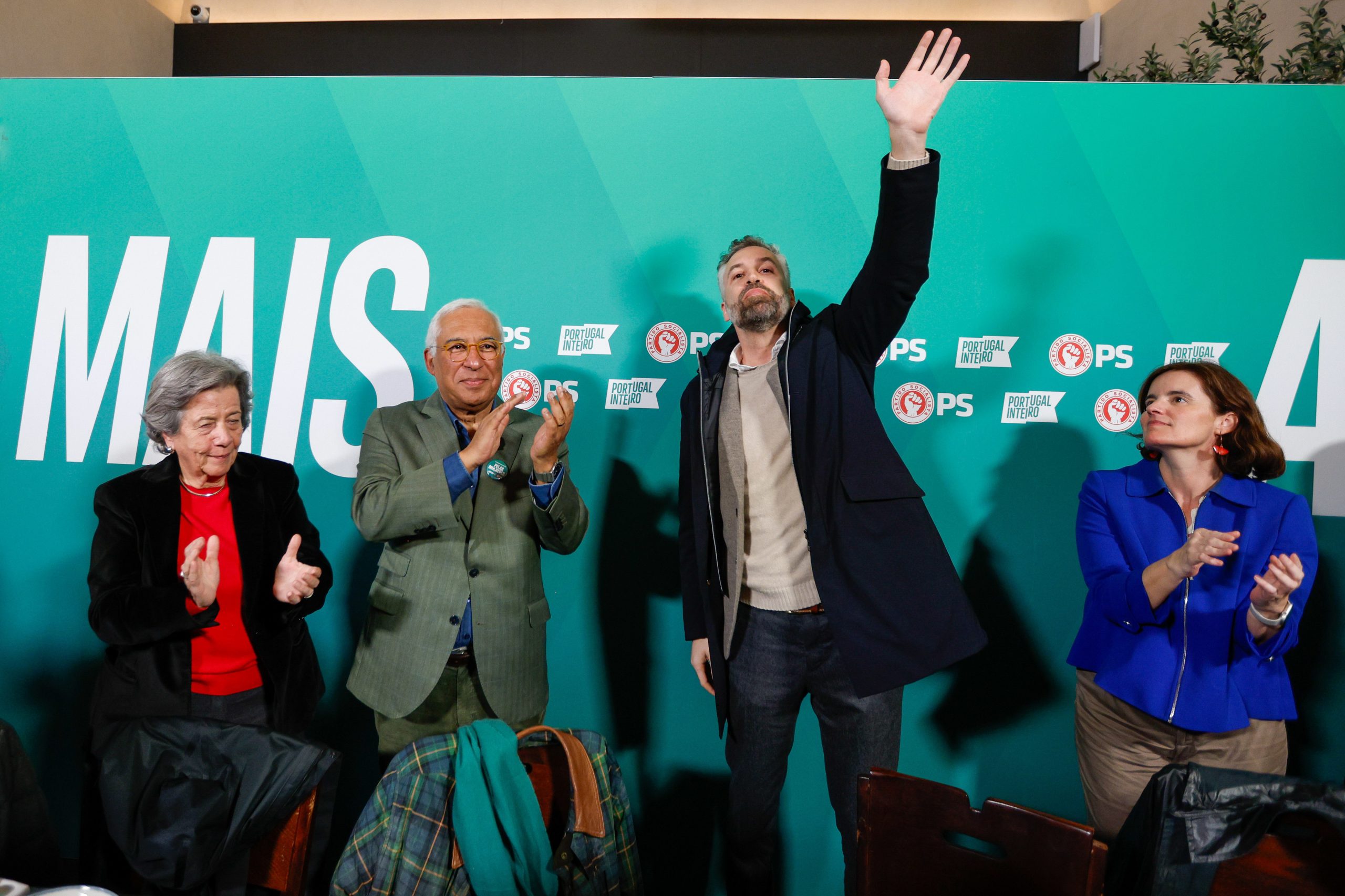 “Os avanços que muitos partidos querem só vão acontecer se o PS ganhar”, diz Pedro Nuno Santos