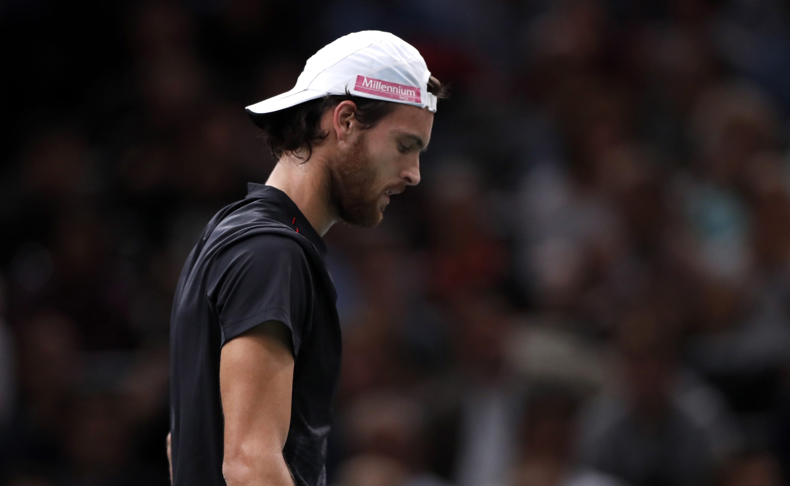 João Sousa eliminado por Djokovic na segunda ronda do Masters 1.000 de Paris