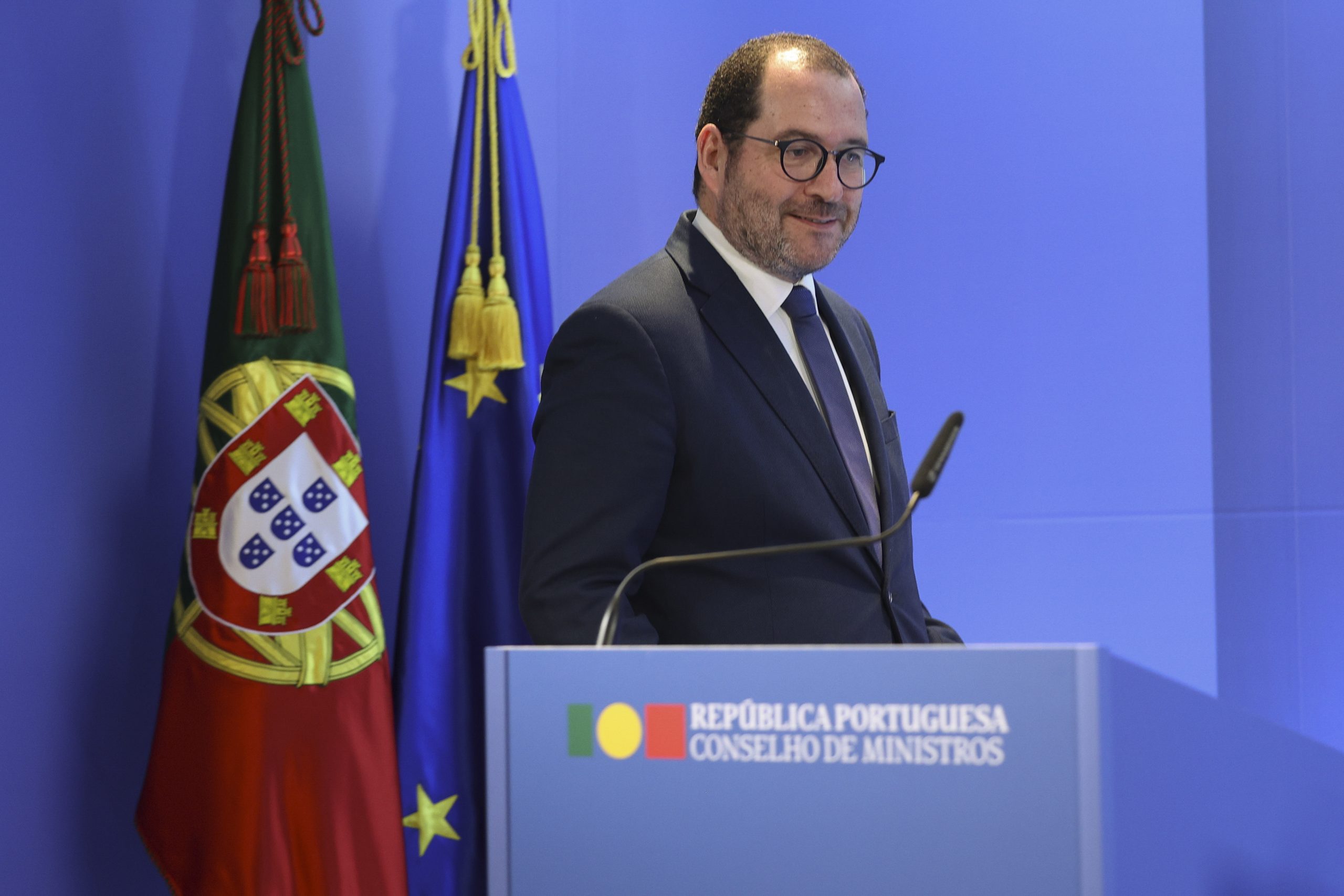 Ministério propõe vinculação dos docentes das escolas portuguesas no estrangeiro