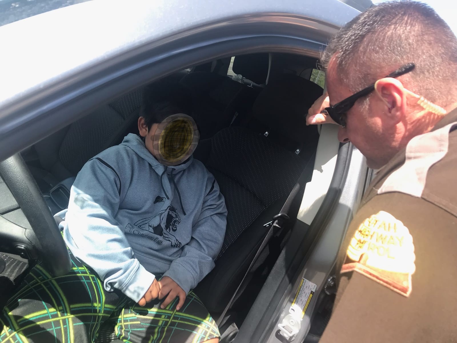 Um rapaz de cinco anos pegou no carro dos pais e pôs-se a caminho da Califórnia com dois euros no bolso para comprar um Lamborghini