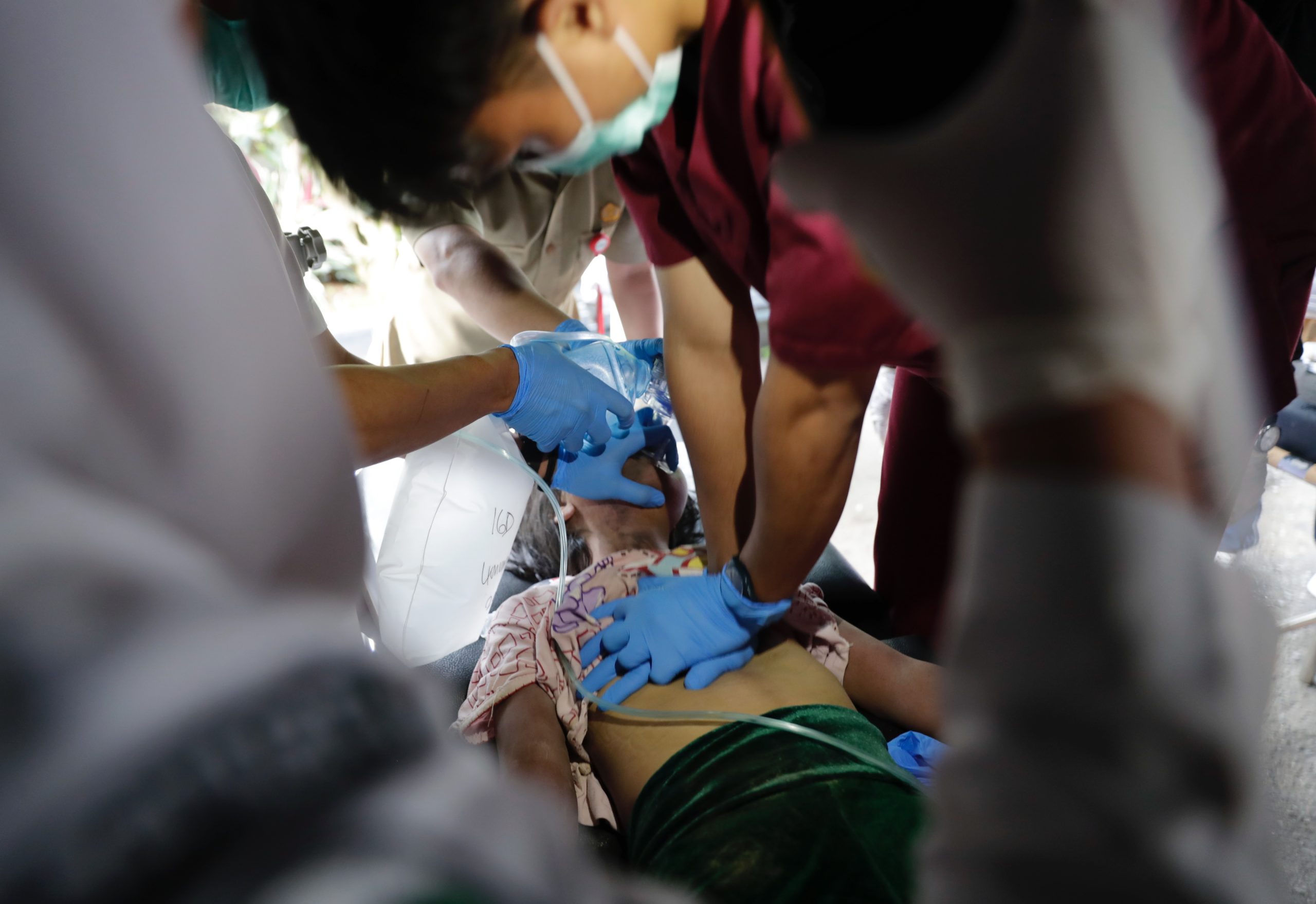 Sobe para 56 o número de mortos em sismo na Indonésia