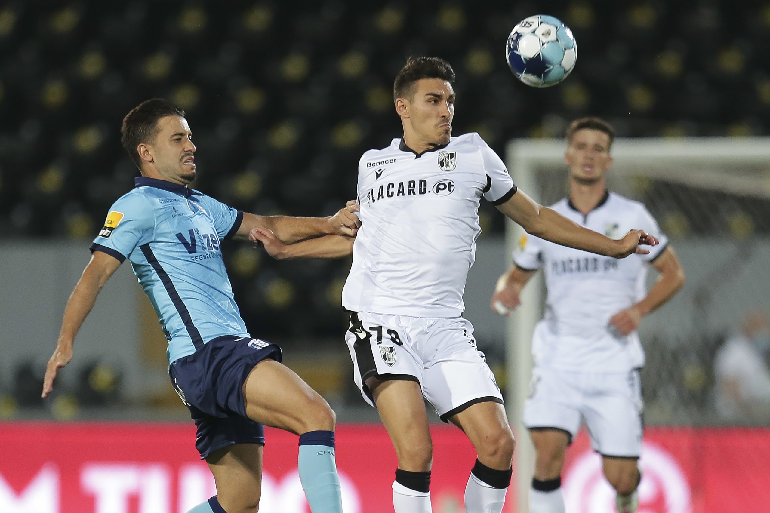 Vitória de Guimarães vence Vizela e estreia-se a ganhar na I Liga