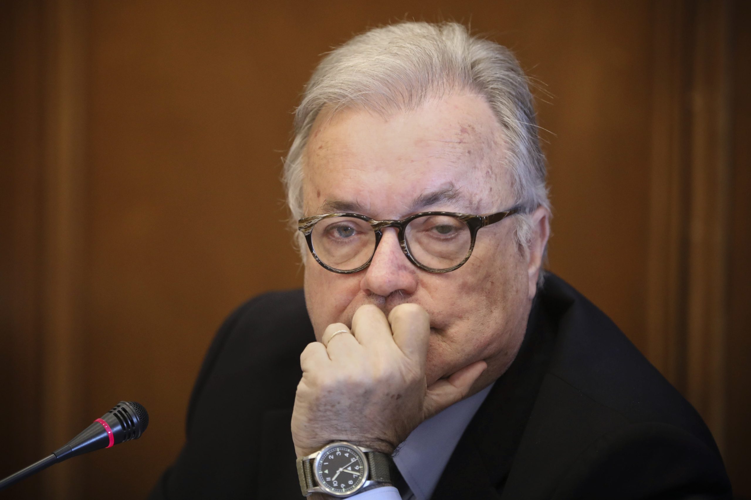 Ministro da Cultura vai ao Parlamento falar sobre apoios às artes, a pedido do BE