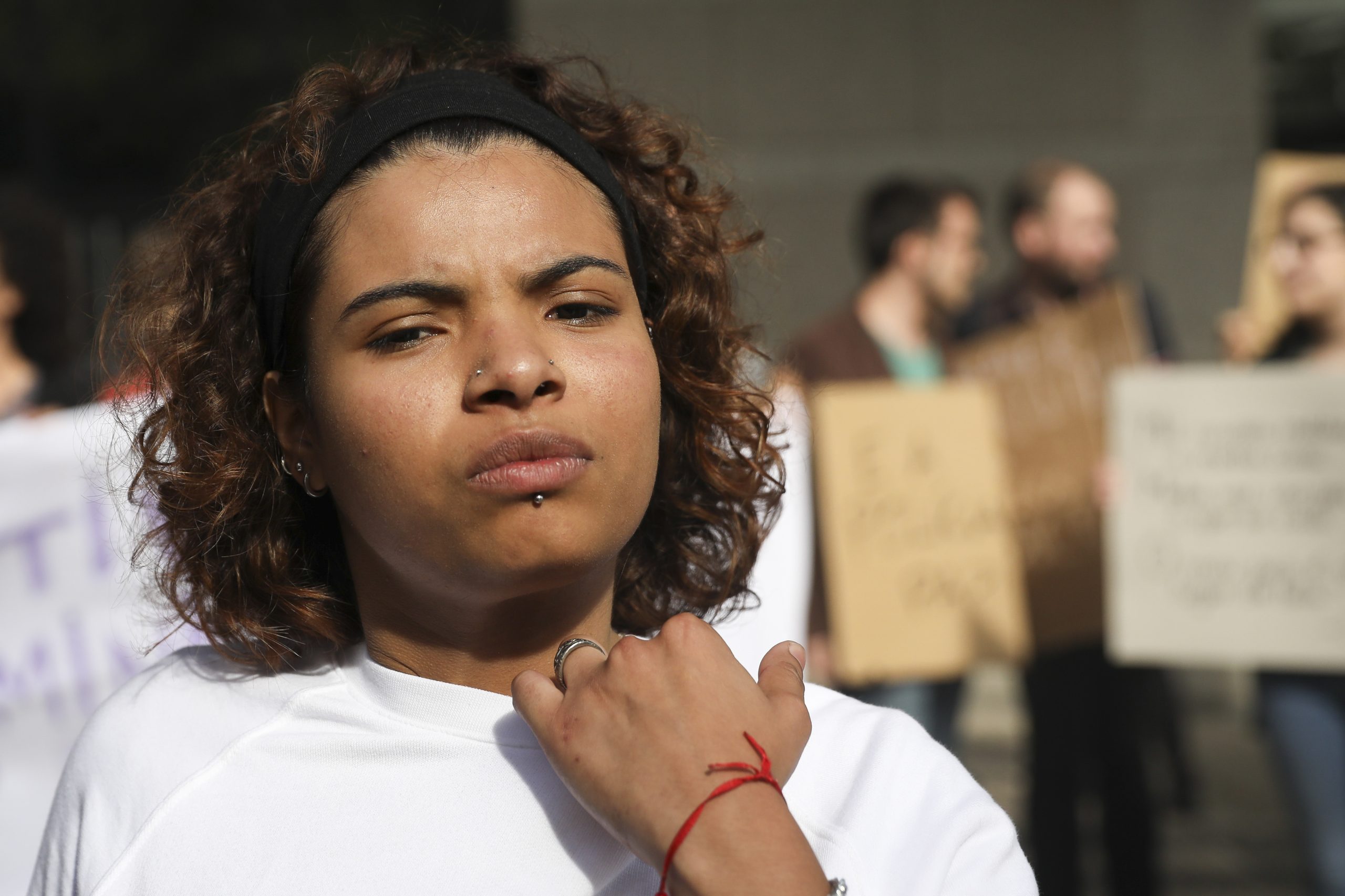 Porto: Ministério Público arquivou processo racismo de Nicol Quinayas, mas acusou jovem e segurança de agressão mútua