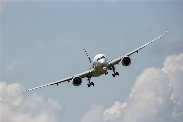 Companhias aéreas internacionais deixam de sobrevoar o Golfo Pérsico