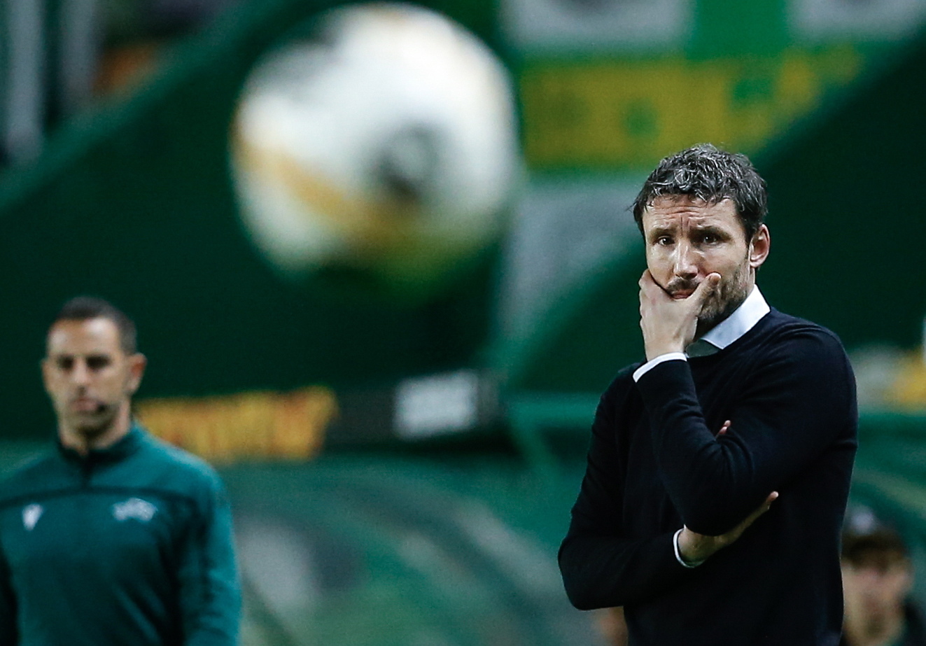 Van Bommel despedido do PSV Eindhoven