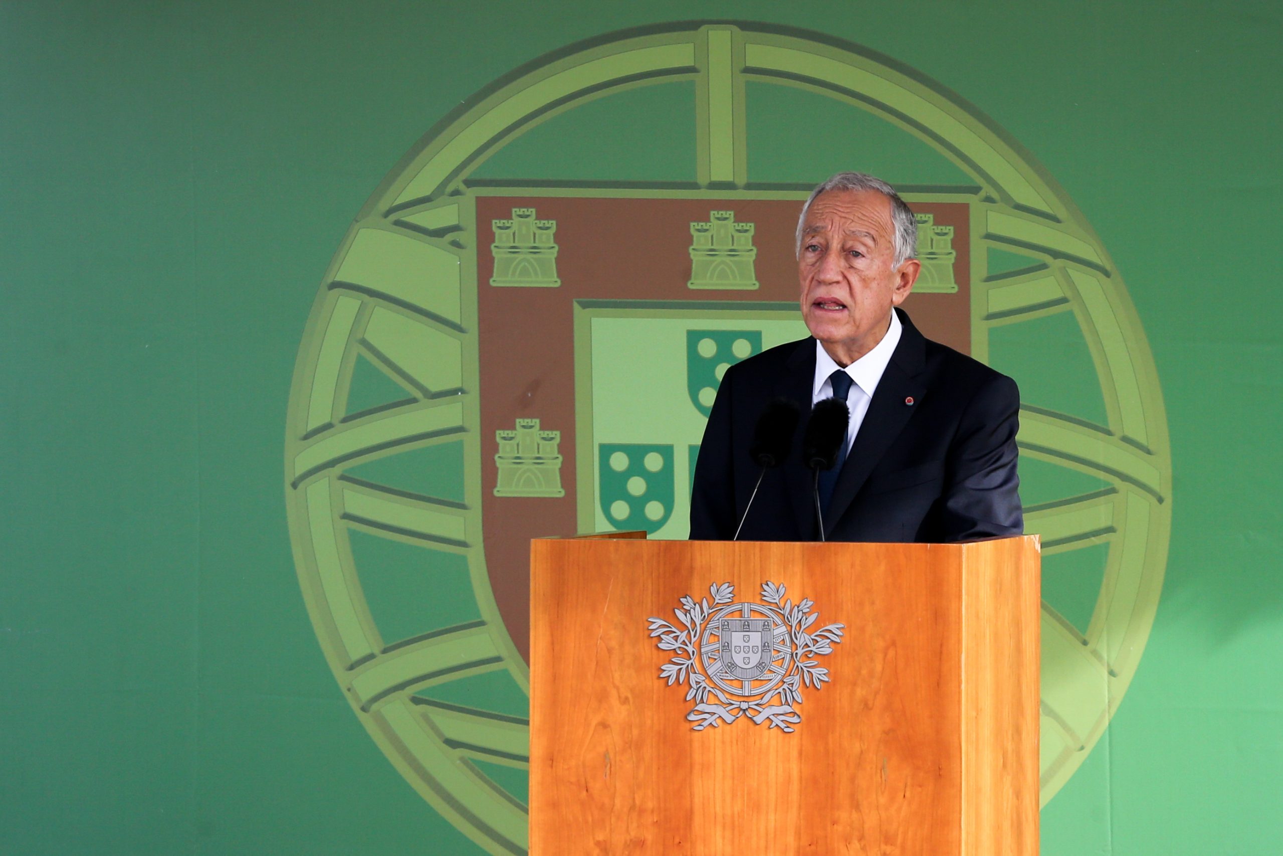 Eleições nos Açores: Marcelo diz que solução encontrada “não é ideal” mas é a “única constitucional”