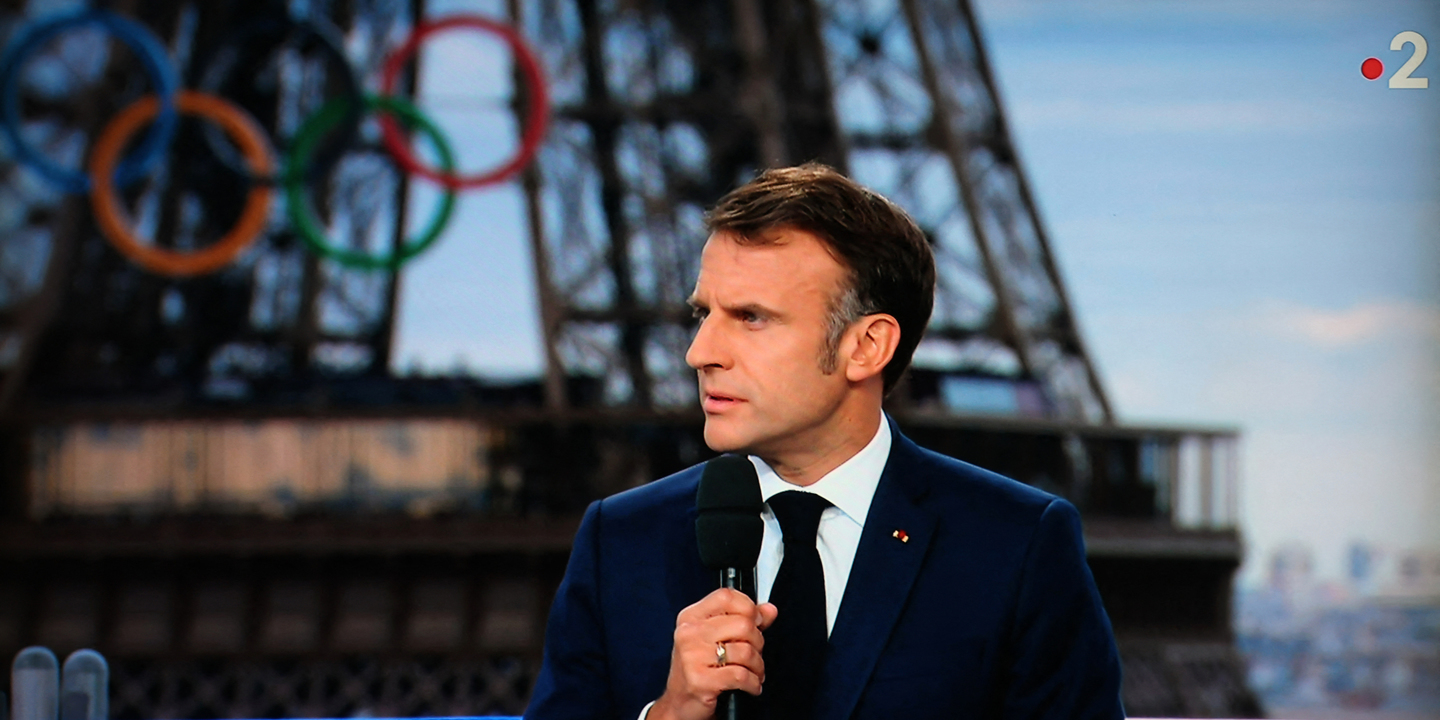 Os Jogos Olímpicos de Paris na França política muito pouco dada aos jogos de alianças