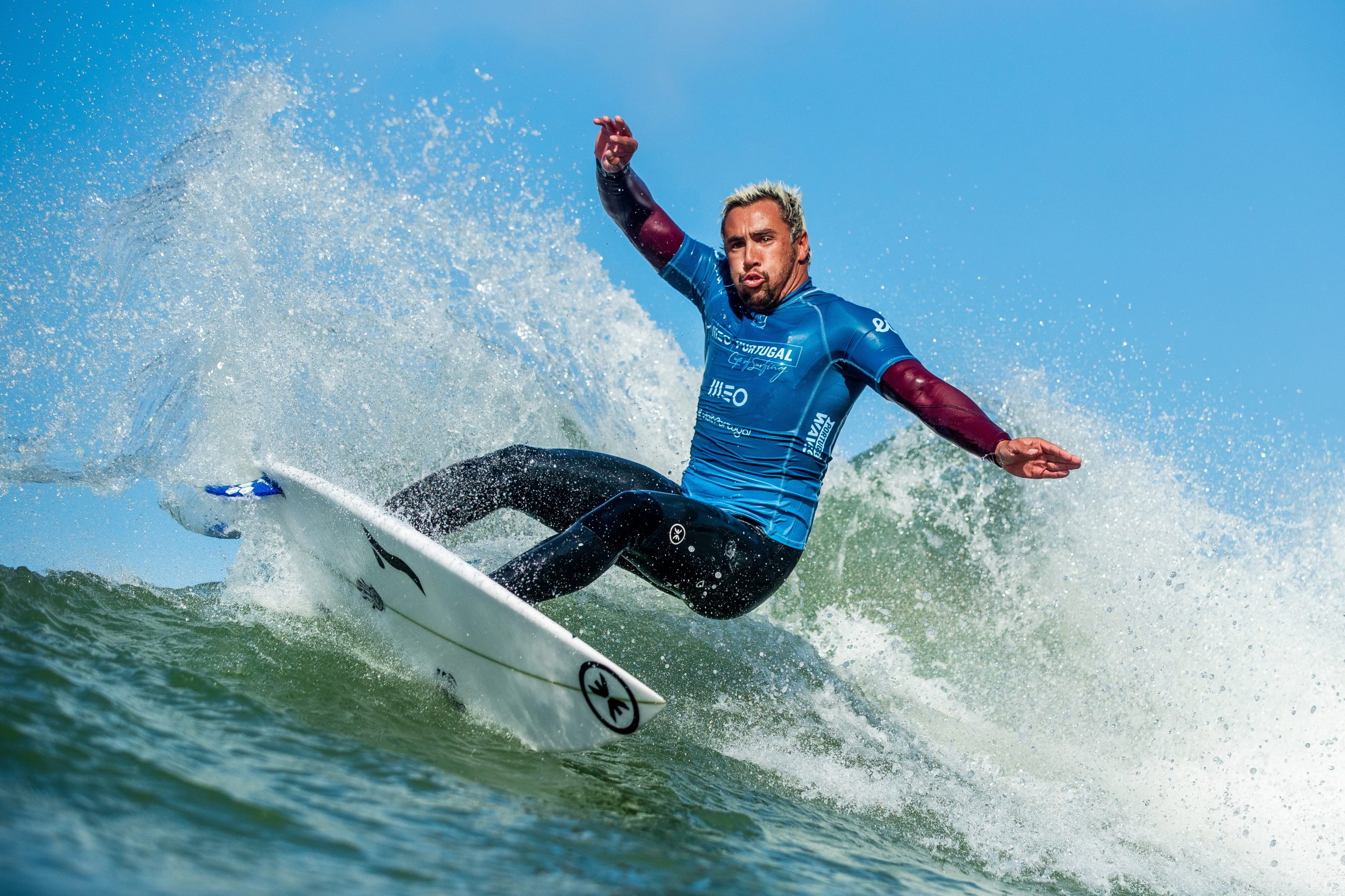 Vasco Ribeiro sagra-se campeão nacional de surf pela quinta vez