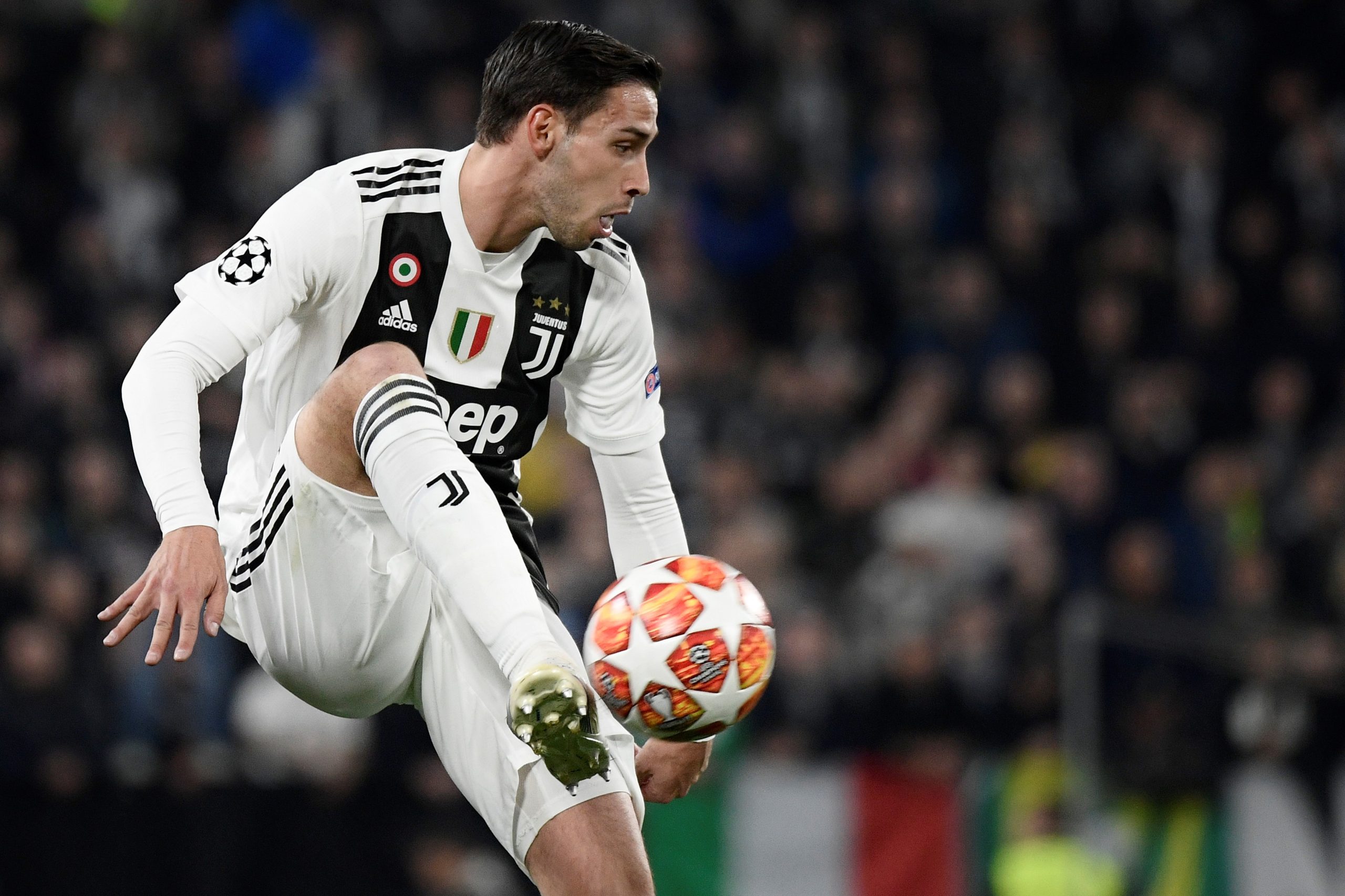 De Sciglio emprestado pela Juventus ao Lyon até final da época