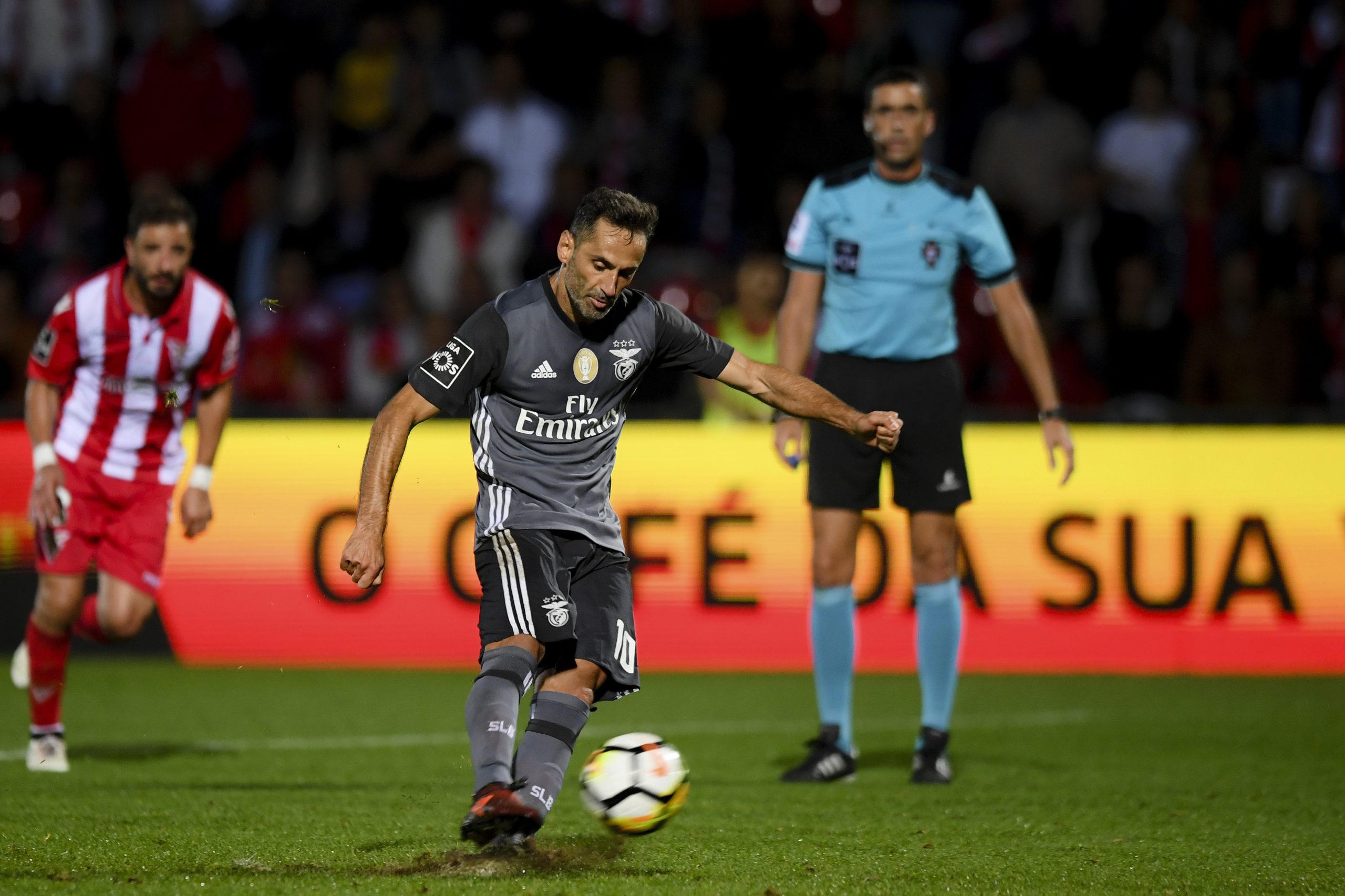 Conselho de Arbitragem explica anomalia do videoárbitro no Desportivo das Aves-Benfica