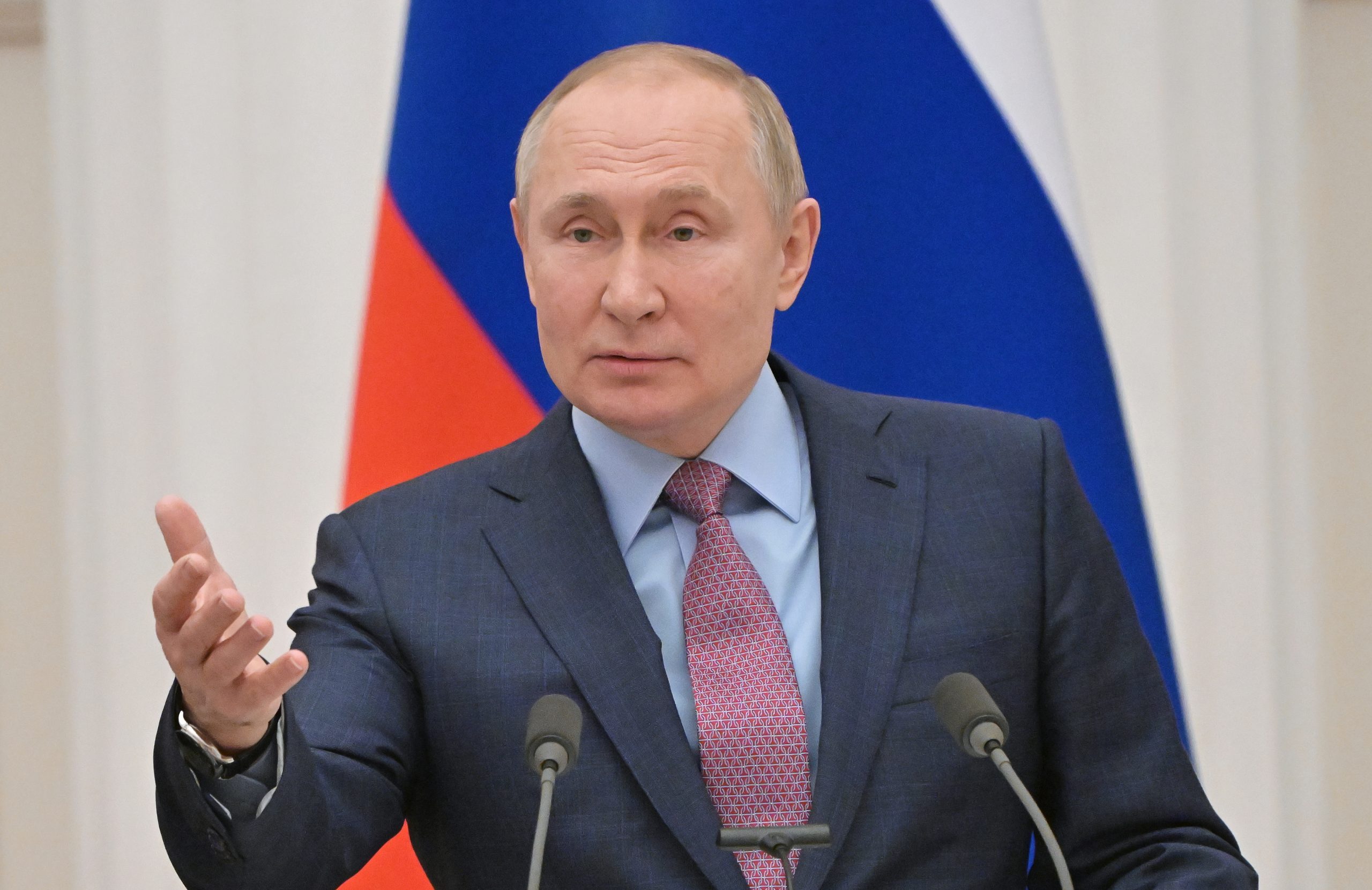 Ucrânia: Putin lança exercícios militares com mísseis balísticos