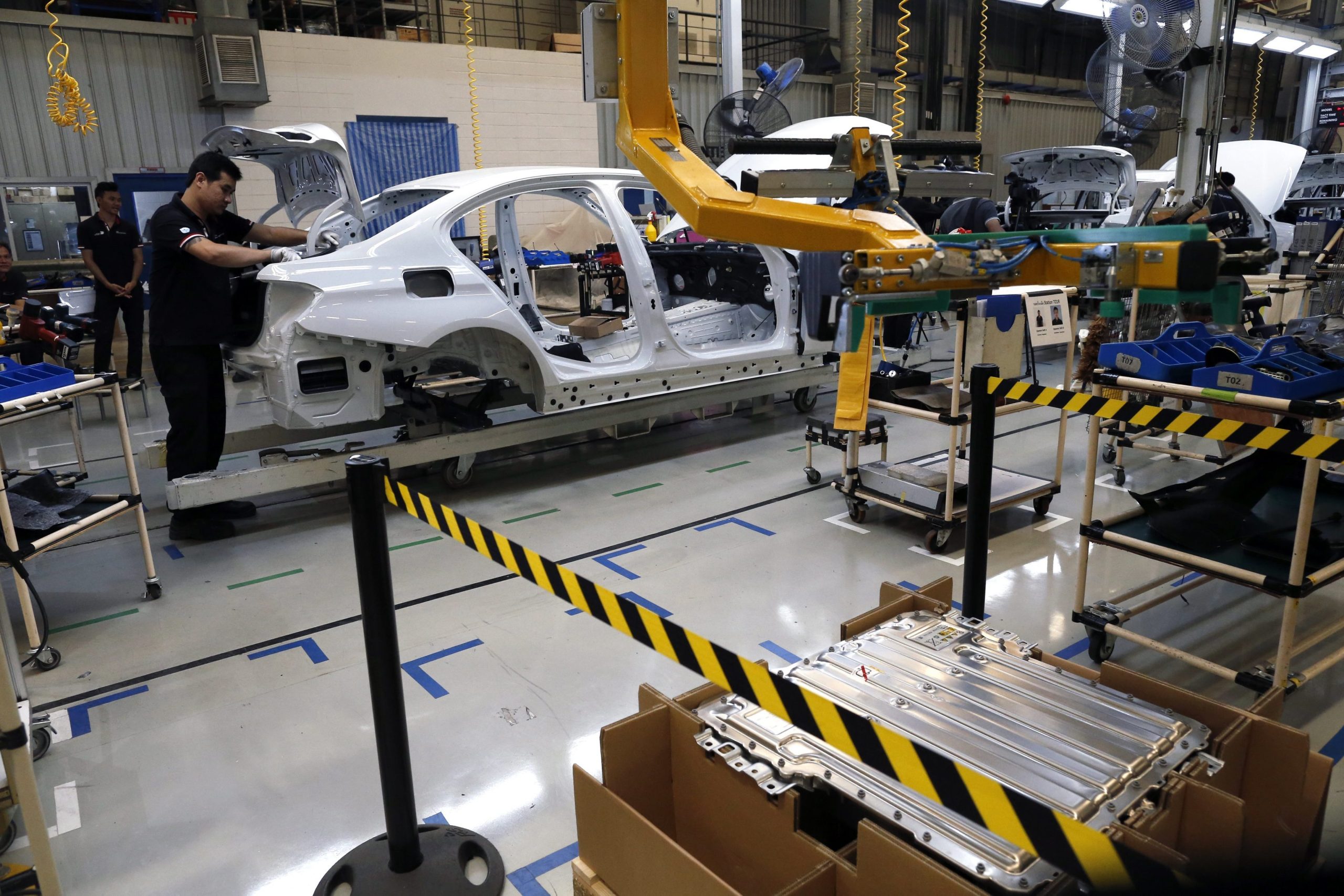 Produção mundial de carros vai crescer 30% para 123 milhões de unidades até 2030