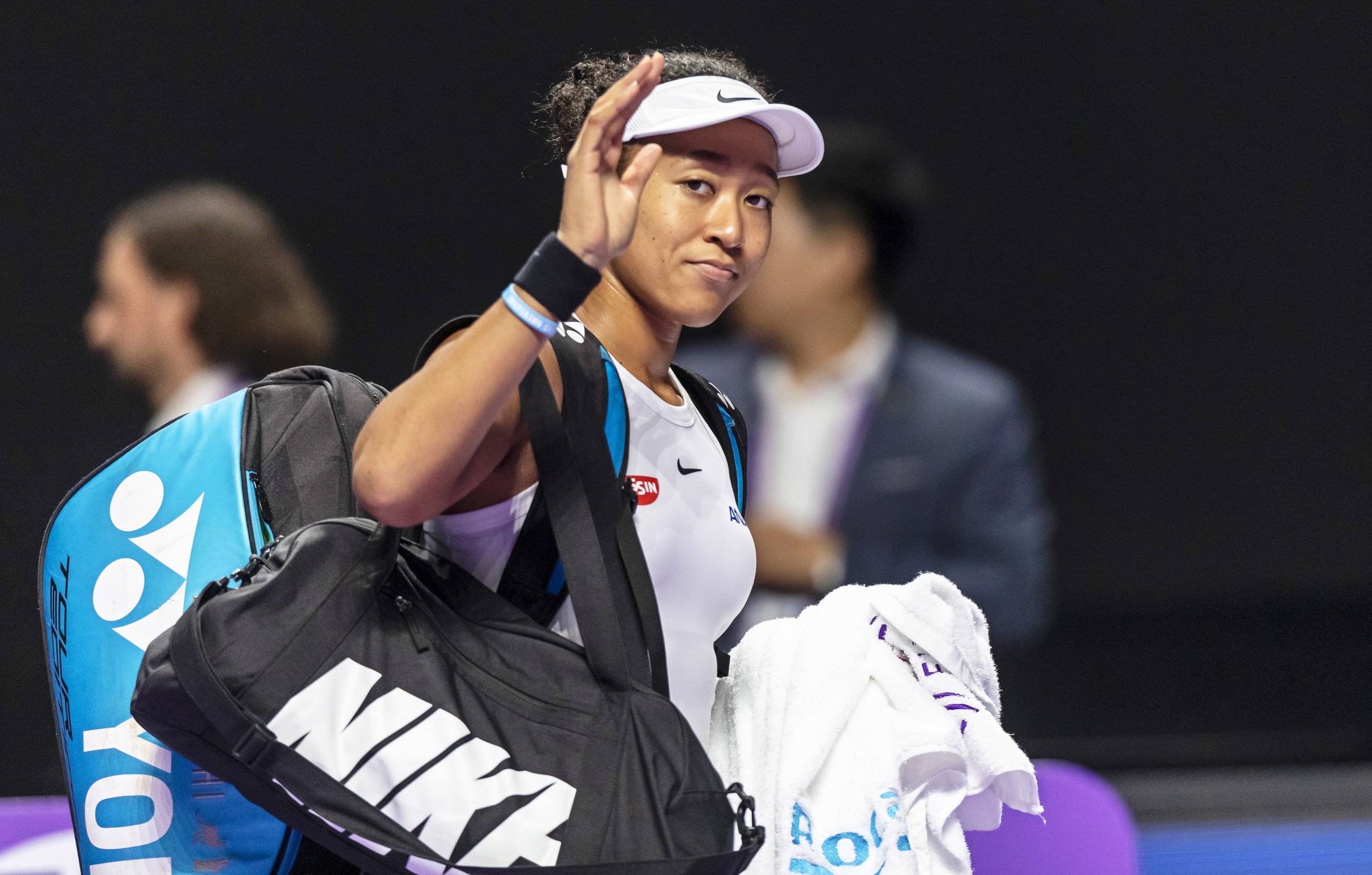 Naomi Osaka desiste das WTA Finals devido a lesão no ombro direito