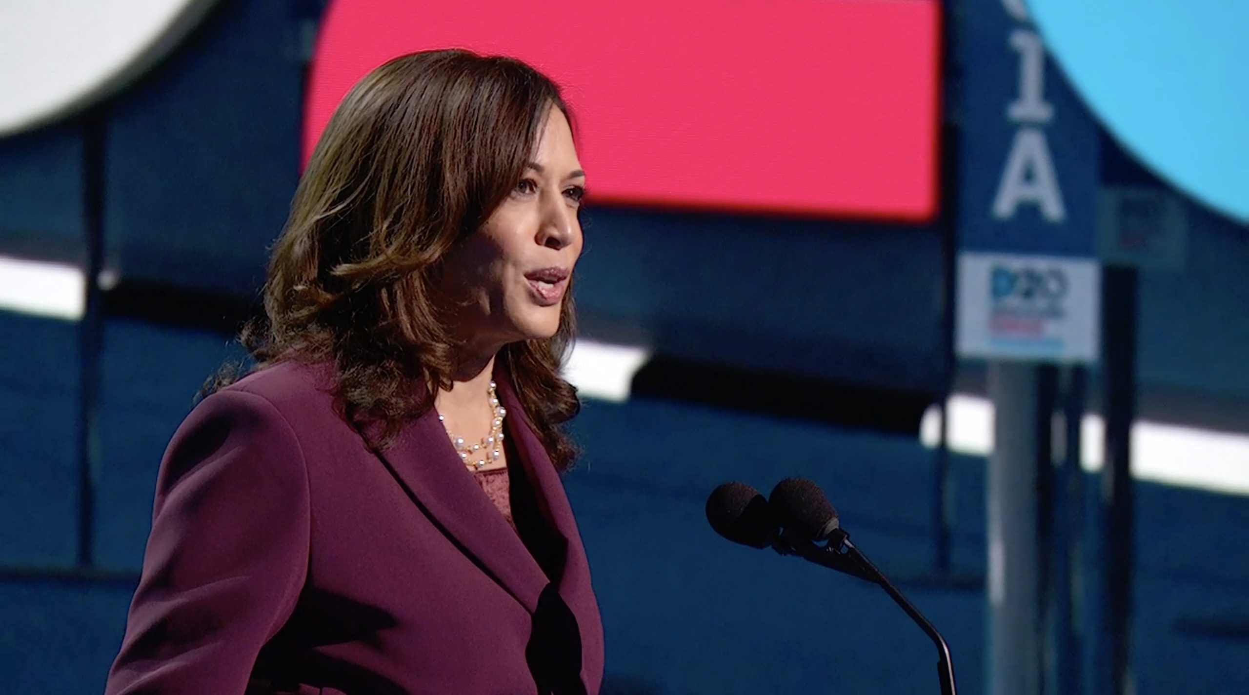 Covid-19: Kamala Harris suspende campanha até domingo devido à identificação de dois casos positivos na comitiva