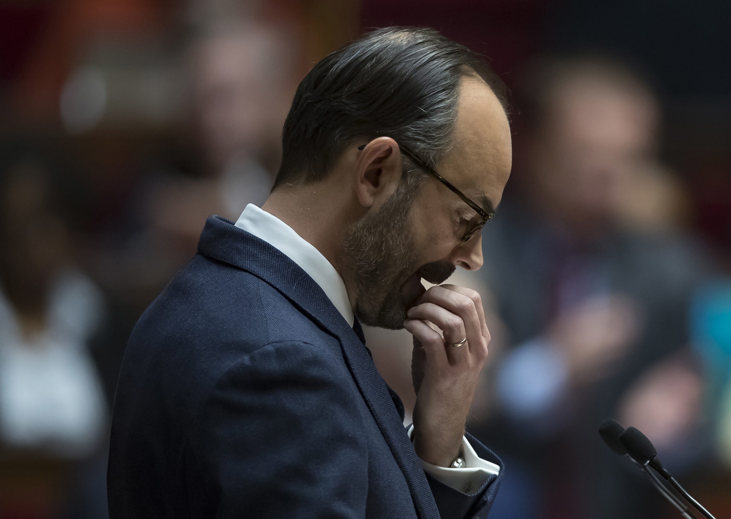 Primeiro-ministro francês diz que é preciso “recuperar a unidade nacional”