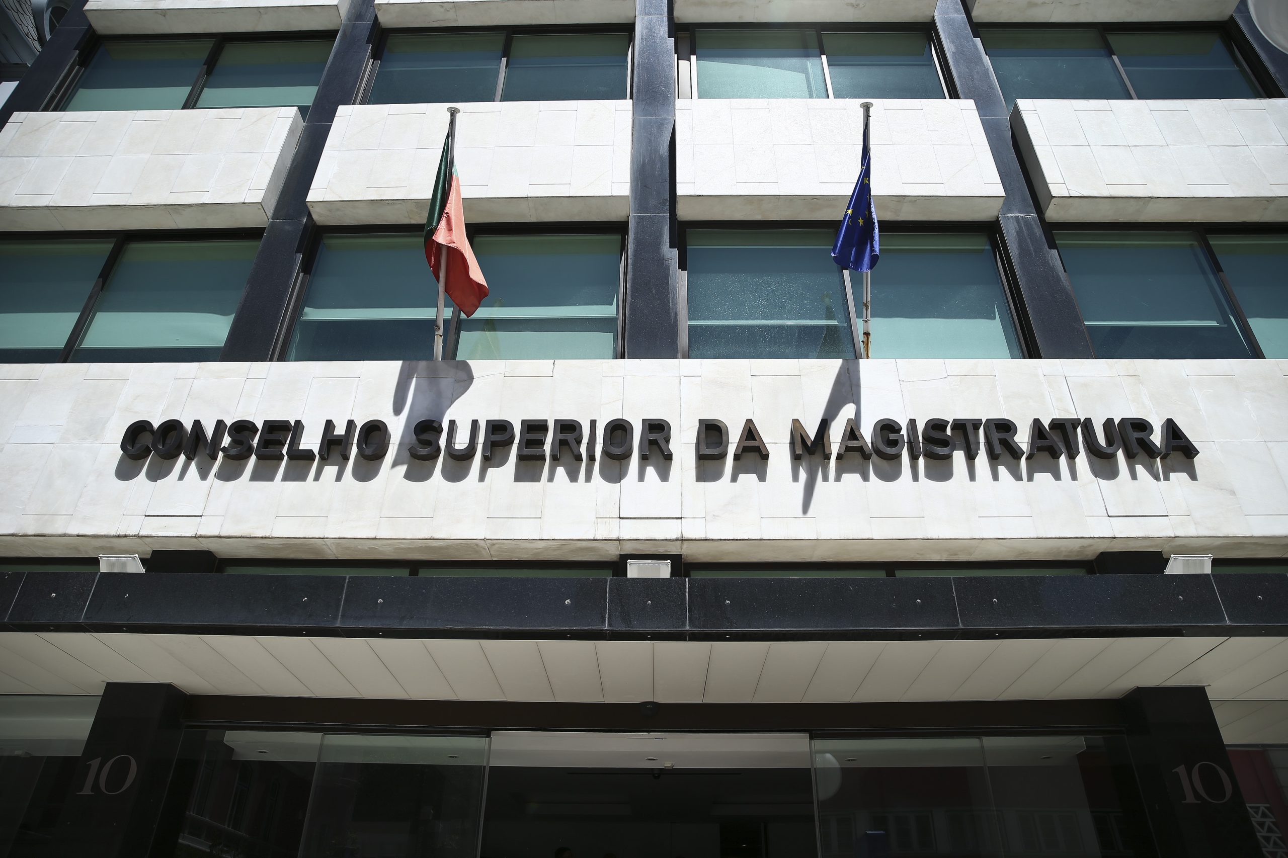 Adoções ilegais da IURD: Conselho Superior da Magistratura vai recolher elementos sobre decisões judiciais