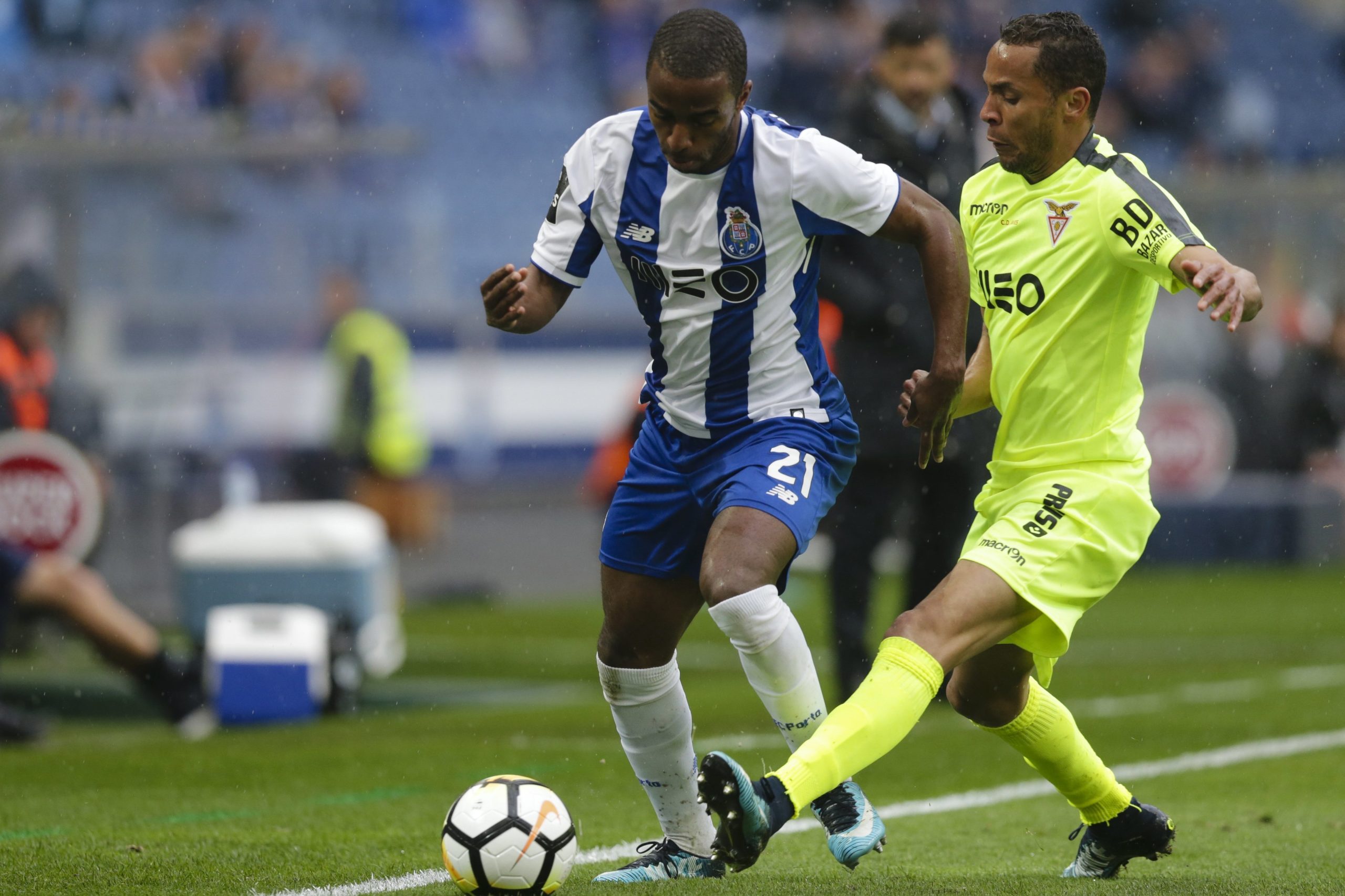 FC Porto transfere Ricardo Pereira para o Leicester por 20 milhões de euros