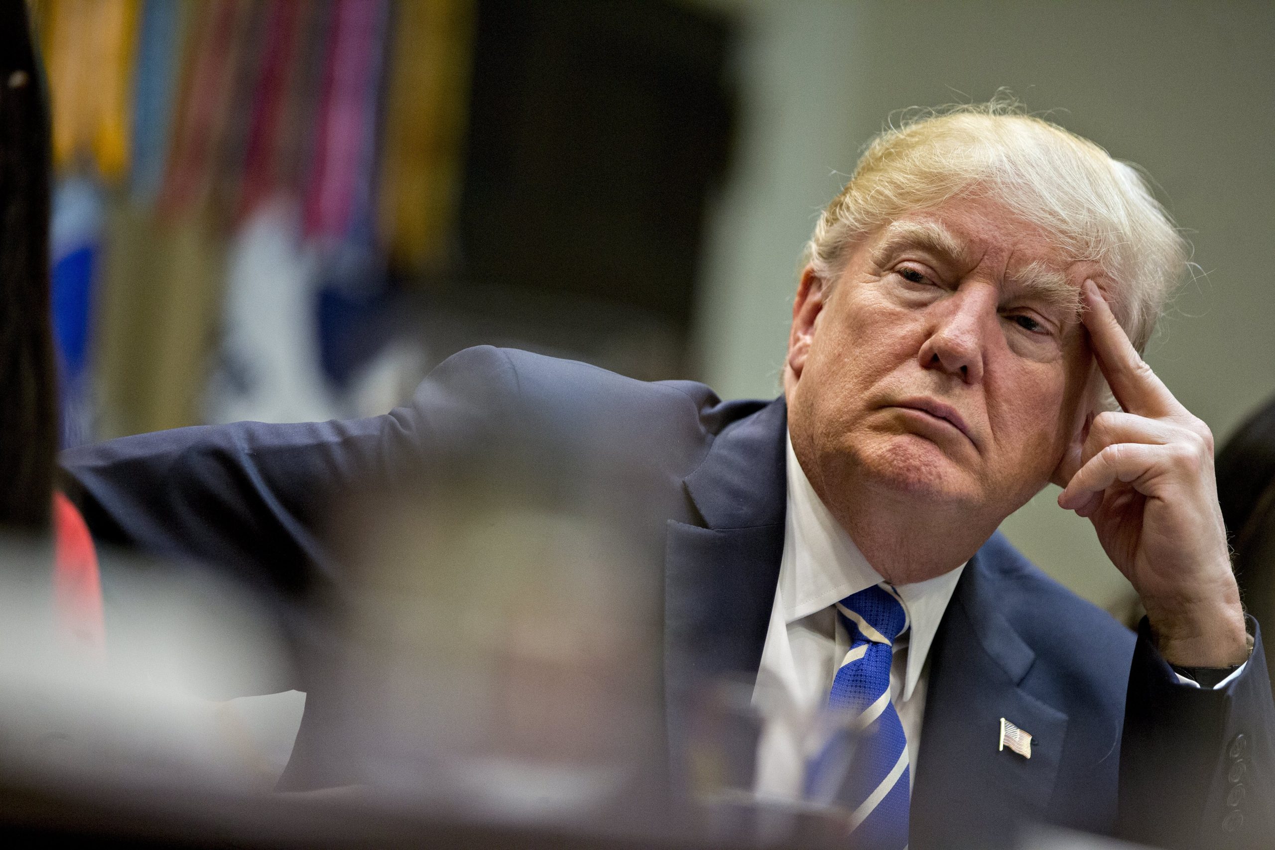 Donald Trump vai reunir-se hoje com ministro dos Negócios Estrangeiros russo