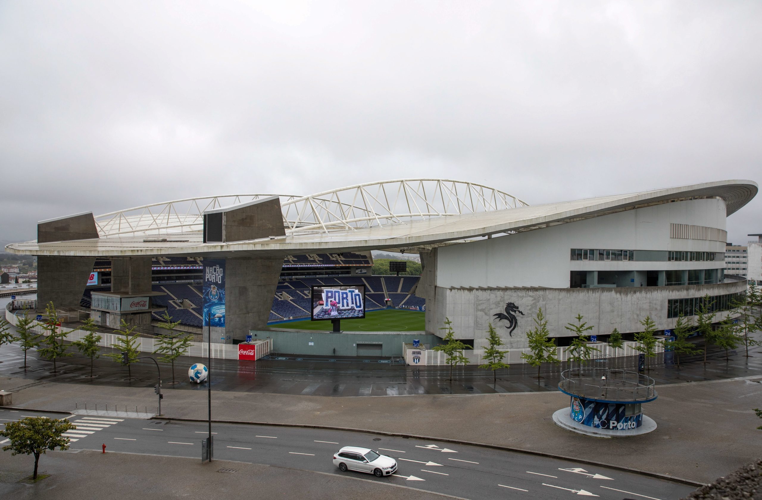 Portugal-Eslováquia no Estádio do Dragão com lotação esgotada