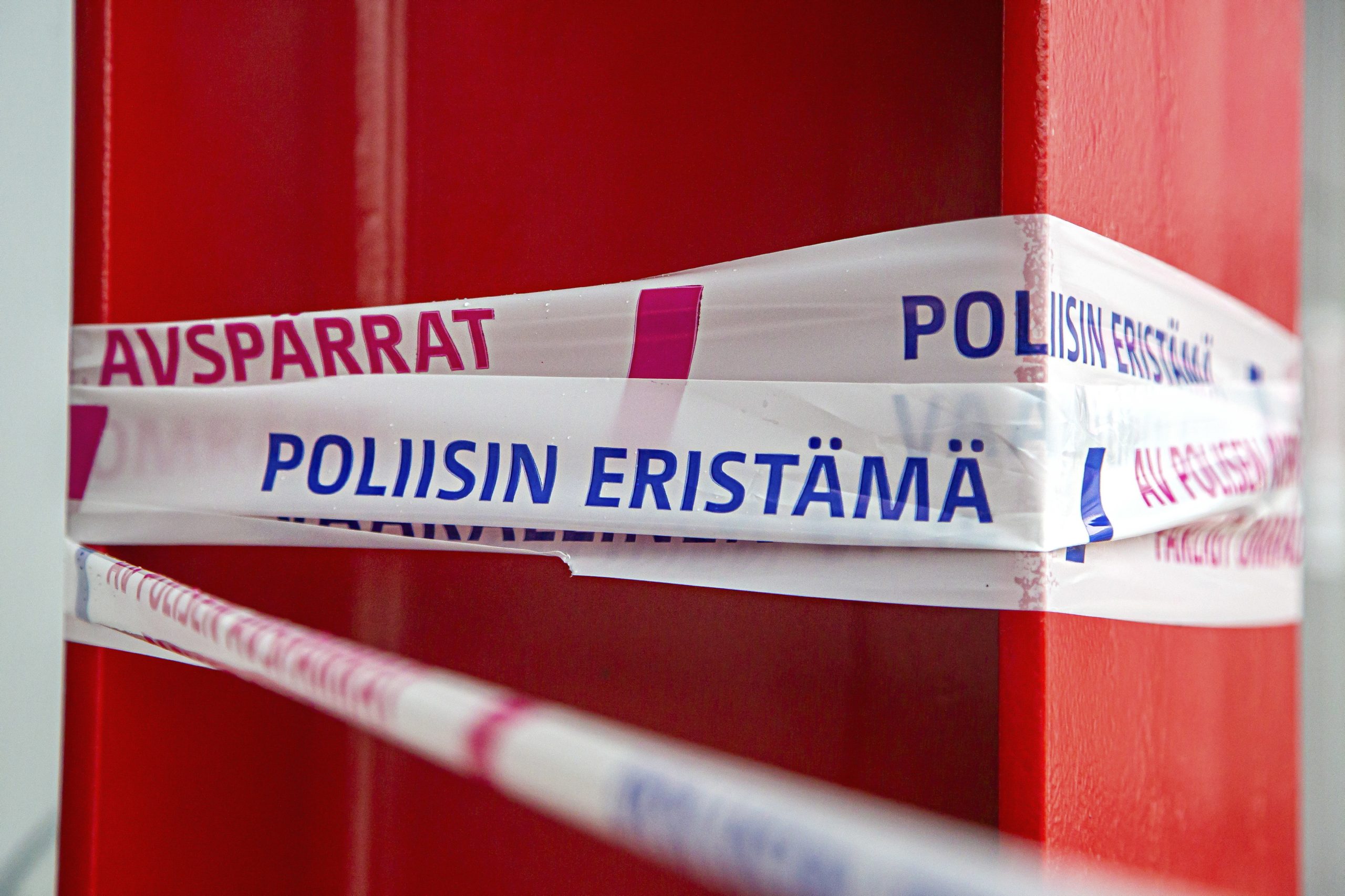 Atacante finlandês que matou uma pessoa e feriu nove em escola atuou sozinho