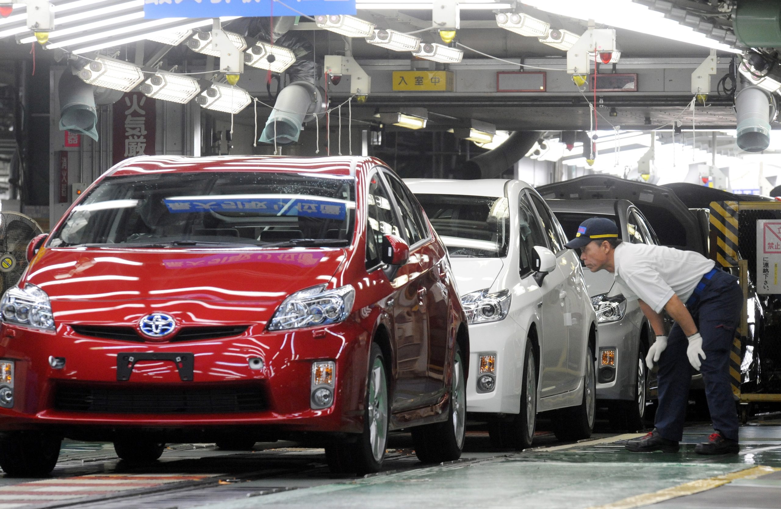 Toyota anuncia redução de 15% da produção devido a escassez de ‘chips’