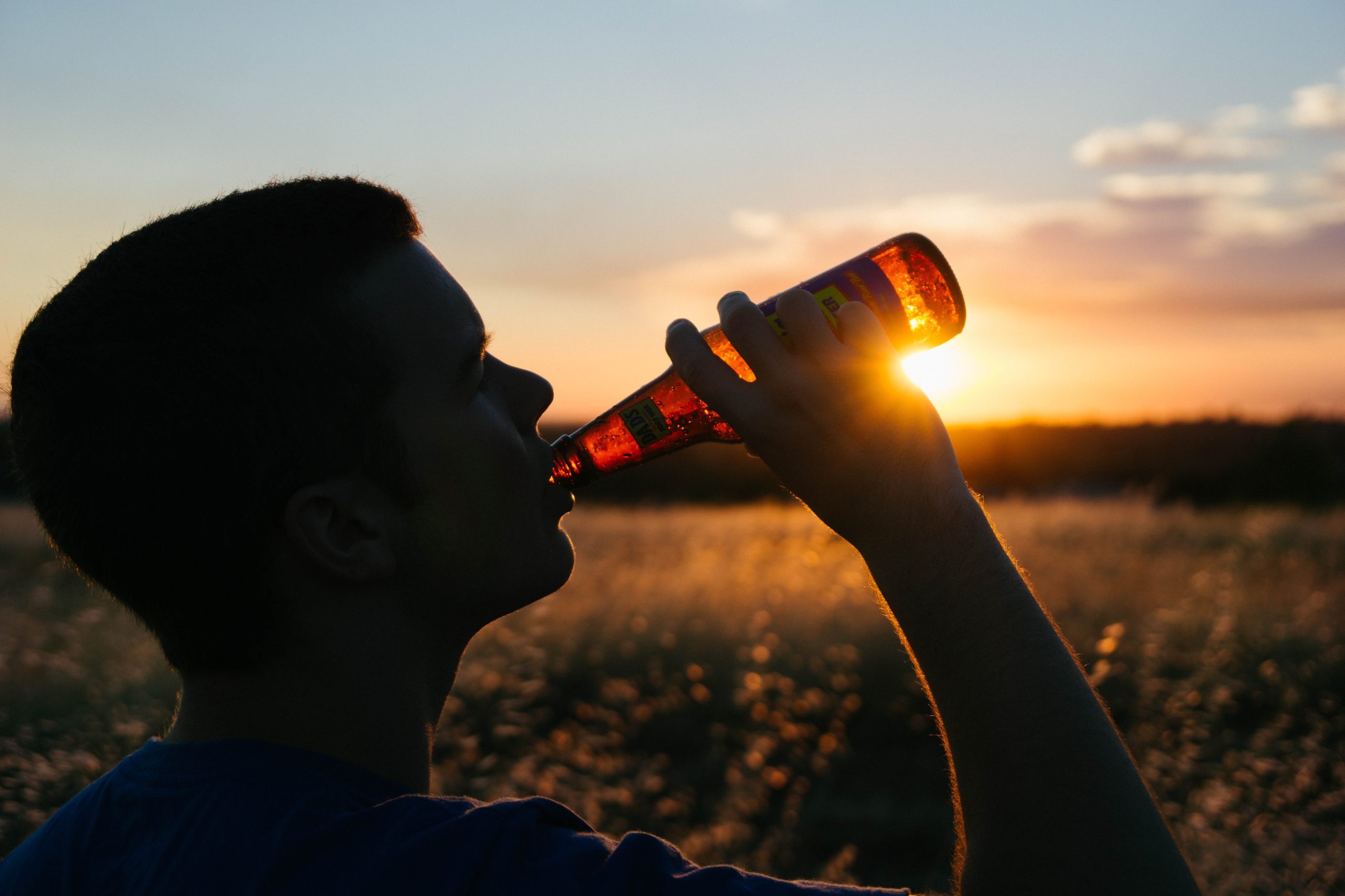 Aumentaram recaídas e novos dependentes de álcool e drogas seguidos pelo SNS