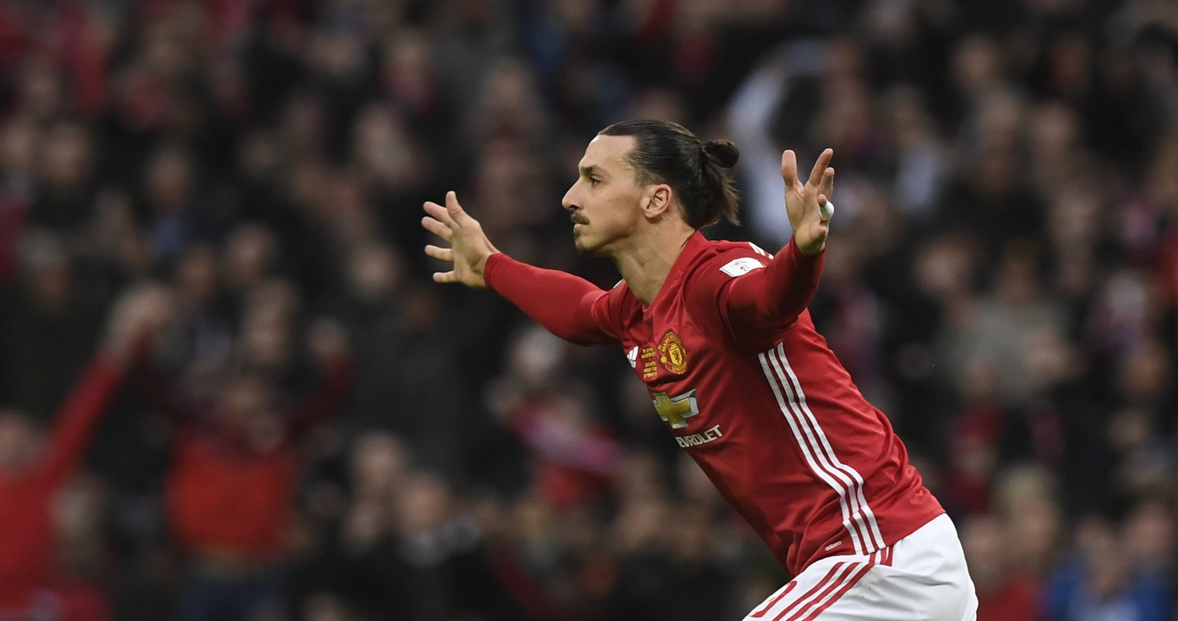 Ibrahimović resume a sua época em Manchester: “Cheguei e conquistei”