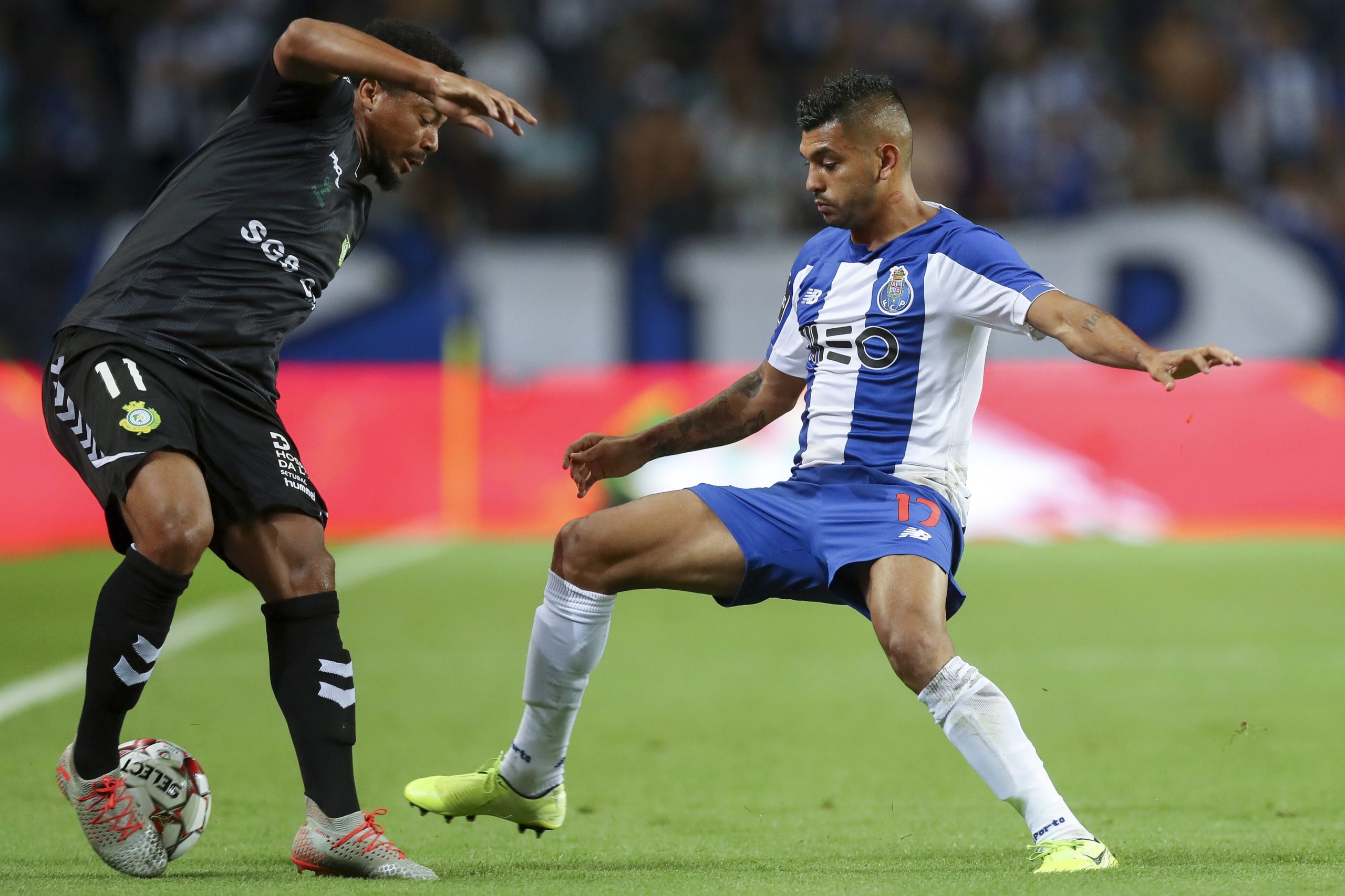 Corona falha treino do FC Porto devido a lesão