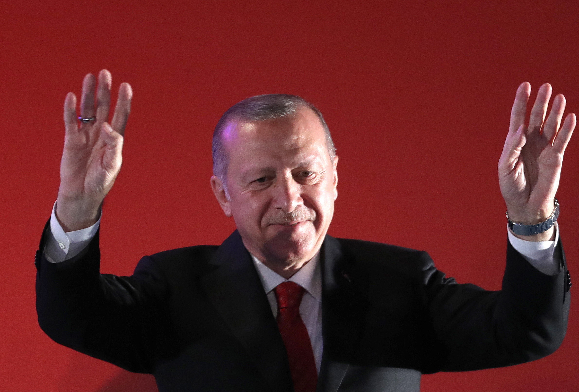 Presidente turco Recep Erdogan anuncia nova intervenção militar no nordeste da Síria