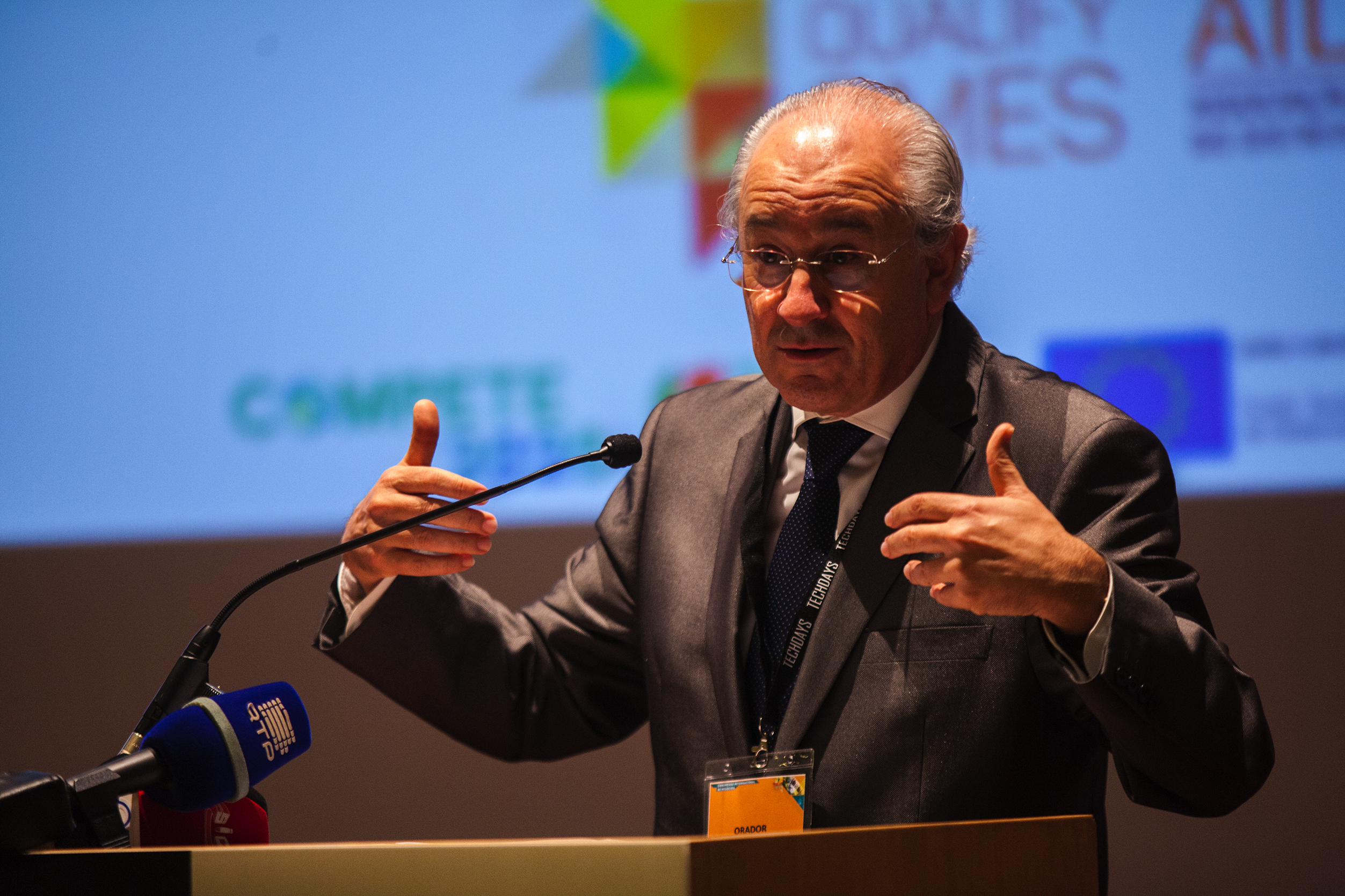 PSD. “Debate nenhum não é sensato, 20 debates também não é sensato, lá veremos se é um, se é dois”, diz Rui Rio