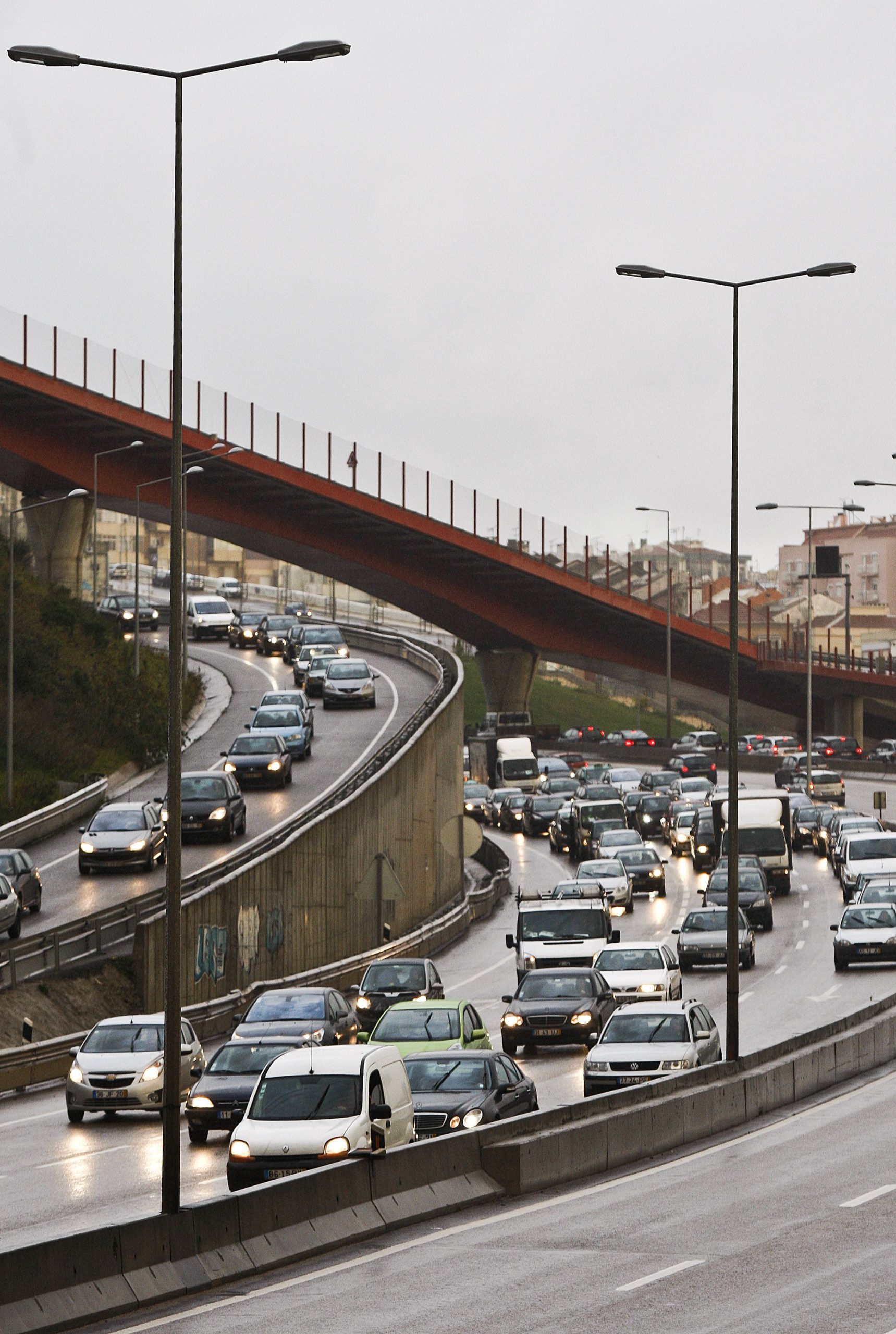 Mercado automóvel português cresceu 6,9% em outubro