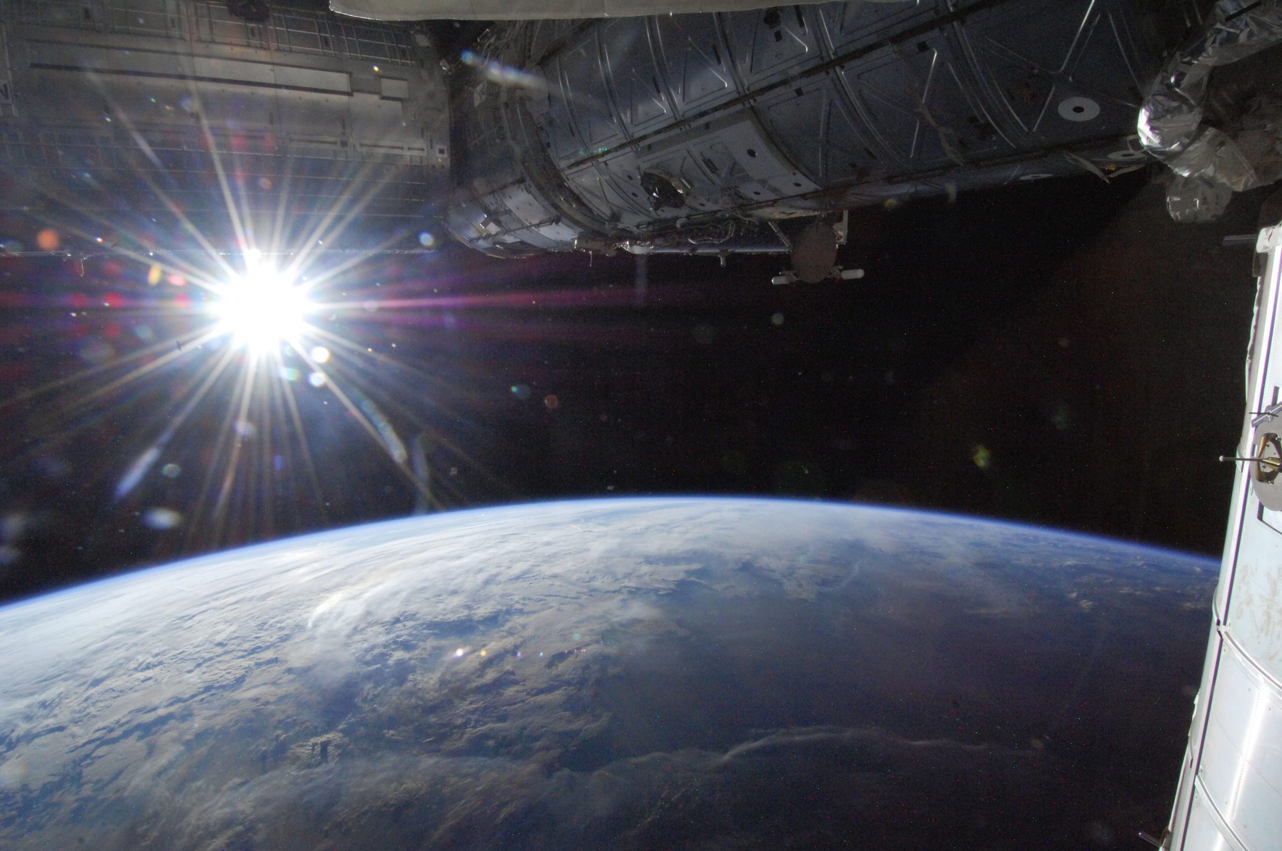 Primeiro satélite angolano será lançado em dezembro no Cazaquistão