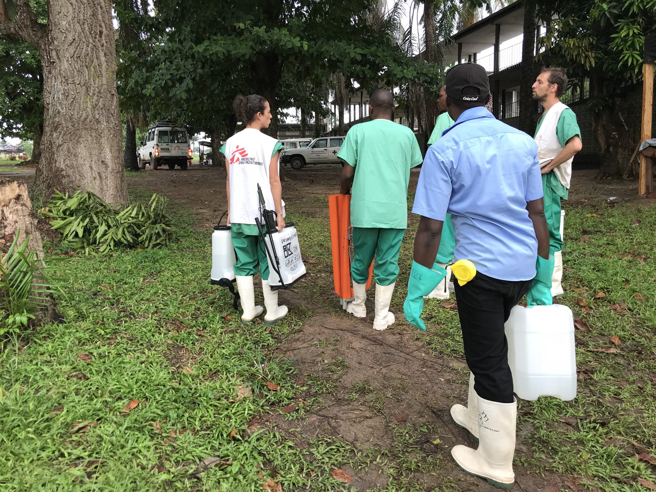 Confirmados 13 casos do novo surto da epidemia de ébola na República Democrática do Congo