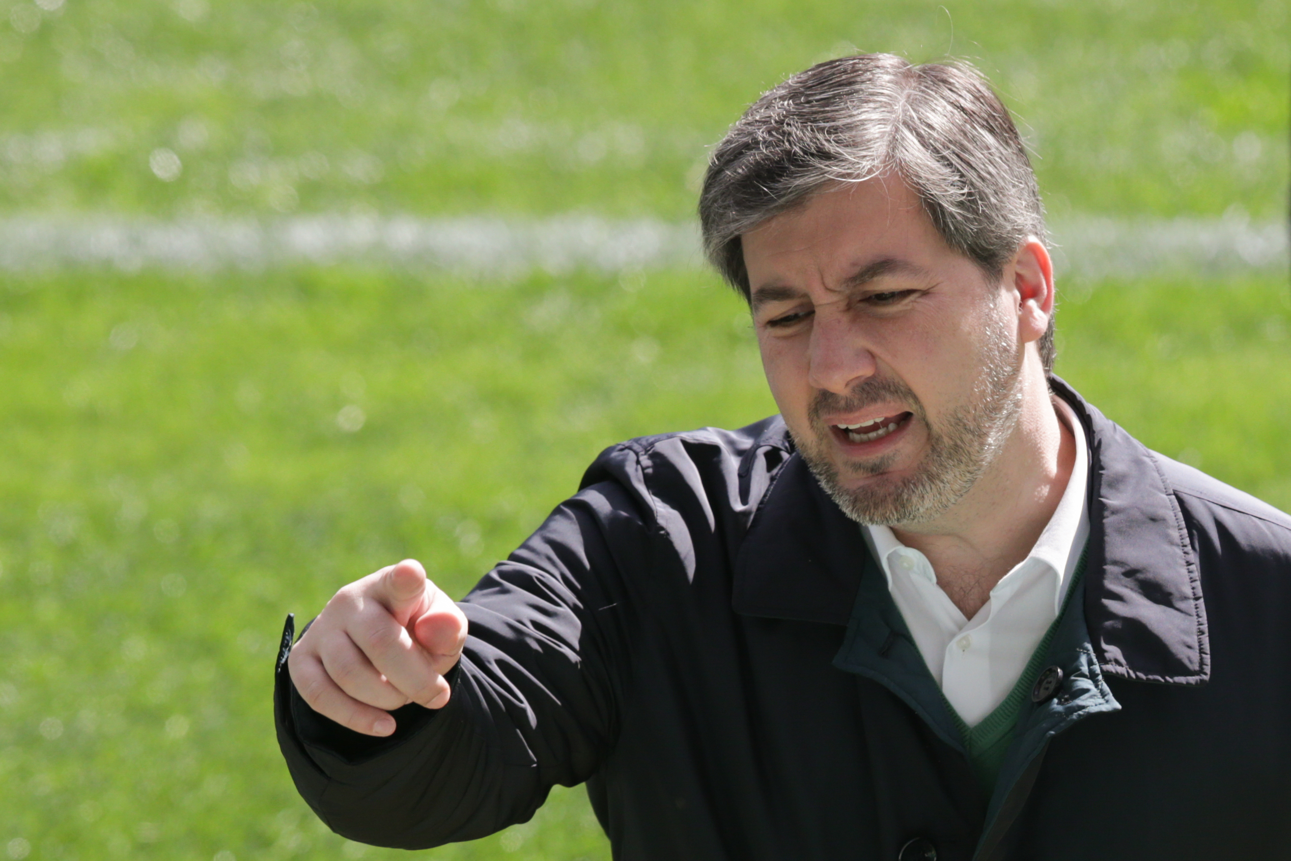 Bruno de Carvalho anuncia afastamento do Facebook e fala em traição de Marta Soares