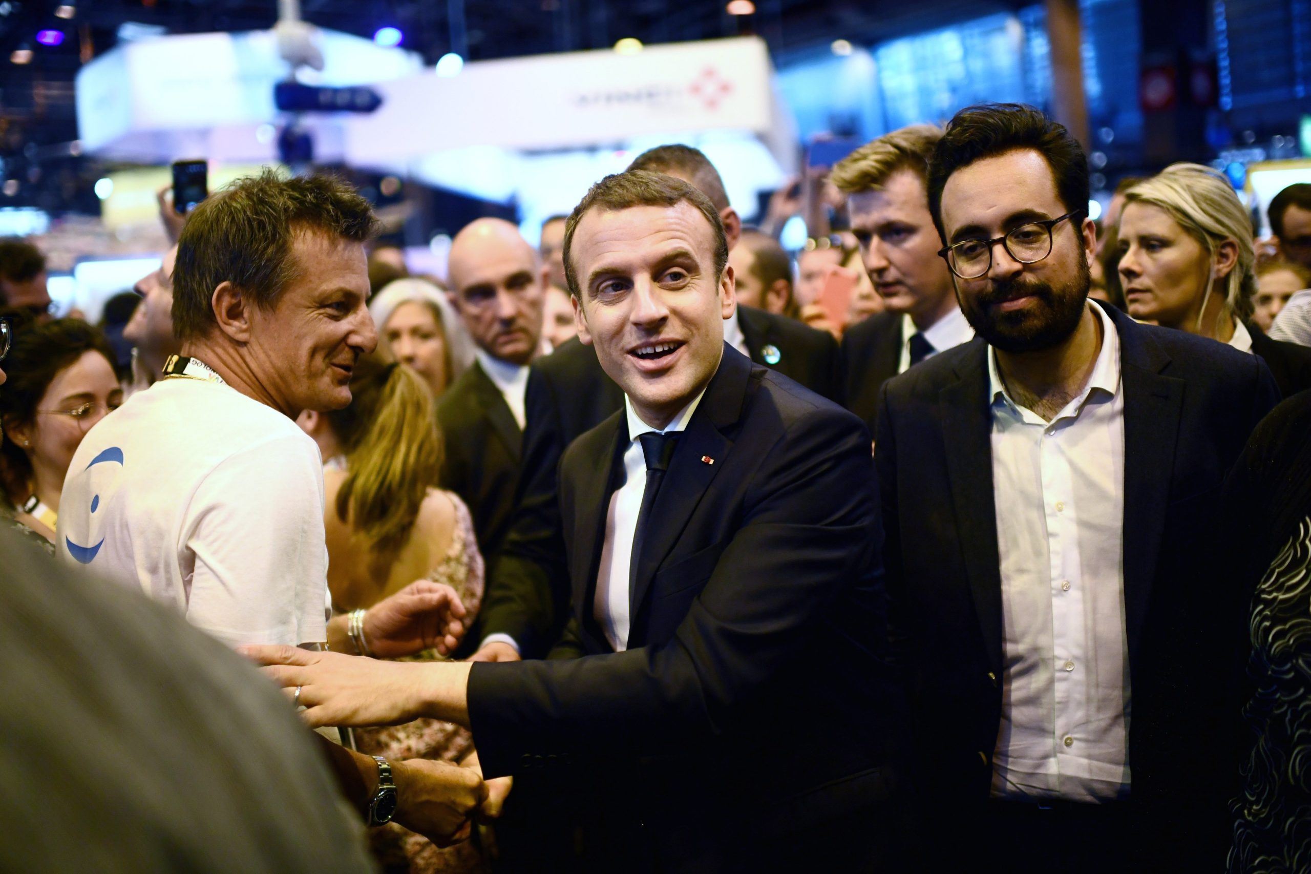 França vota hoje para a segunda volta das legislativas