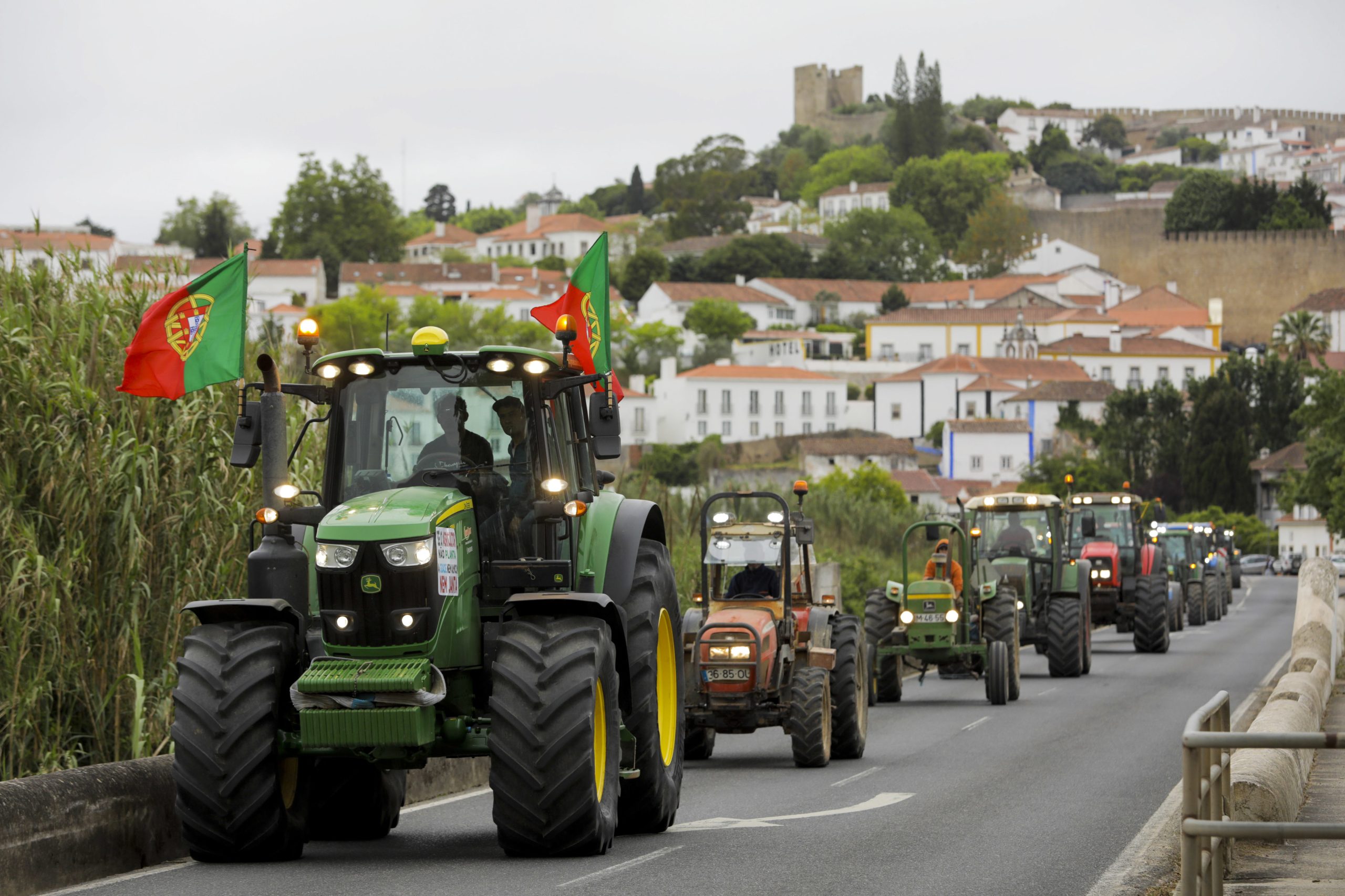Agricultores pedem ao Governo que reduza e estabilize carga fiscal sobre combustíveis