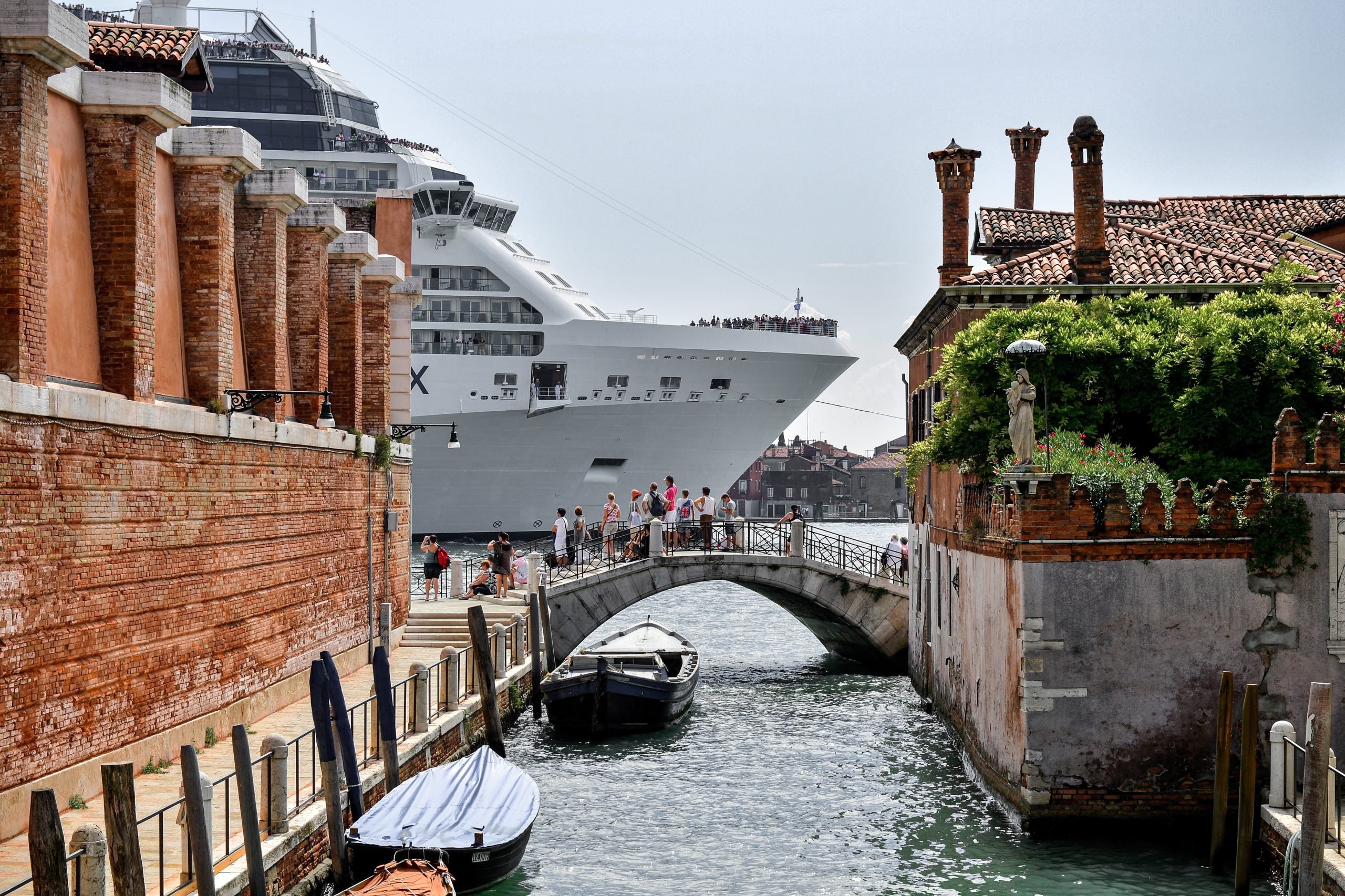 Reservar e pagar. Veneza vai ser a primeira cidade do mundo com entrada paga e sujeita a reserva