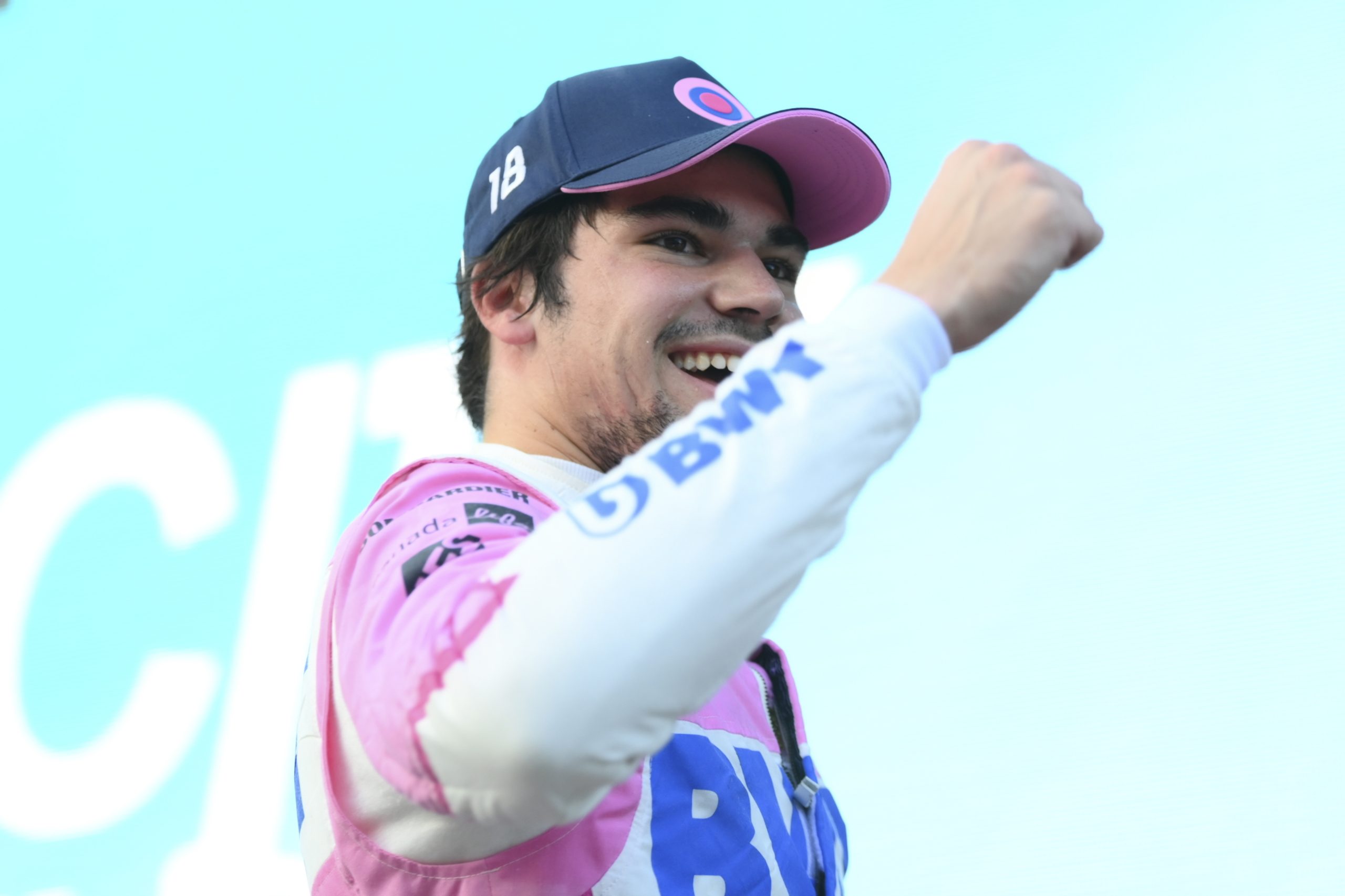 F1. Lance Stroll surpreende e conquista a primeira pole position da carreira na Turquia