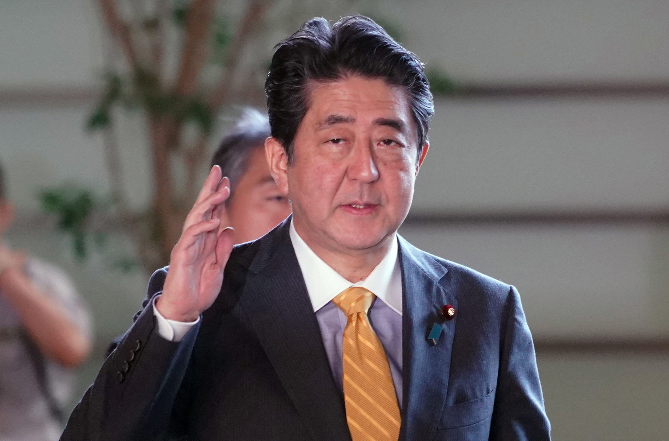 Japão: Primeiro-ministro ganha partido e abre caminho a mais um mandato no governo