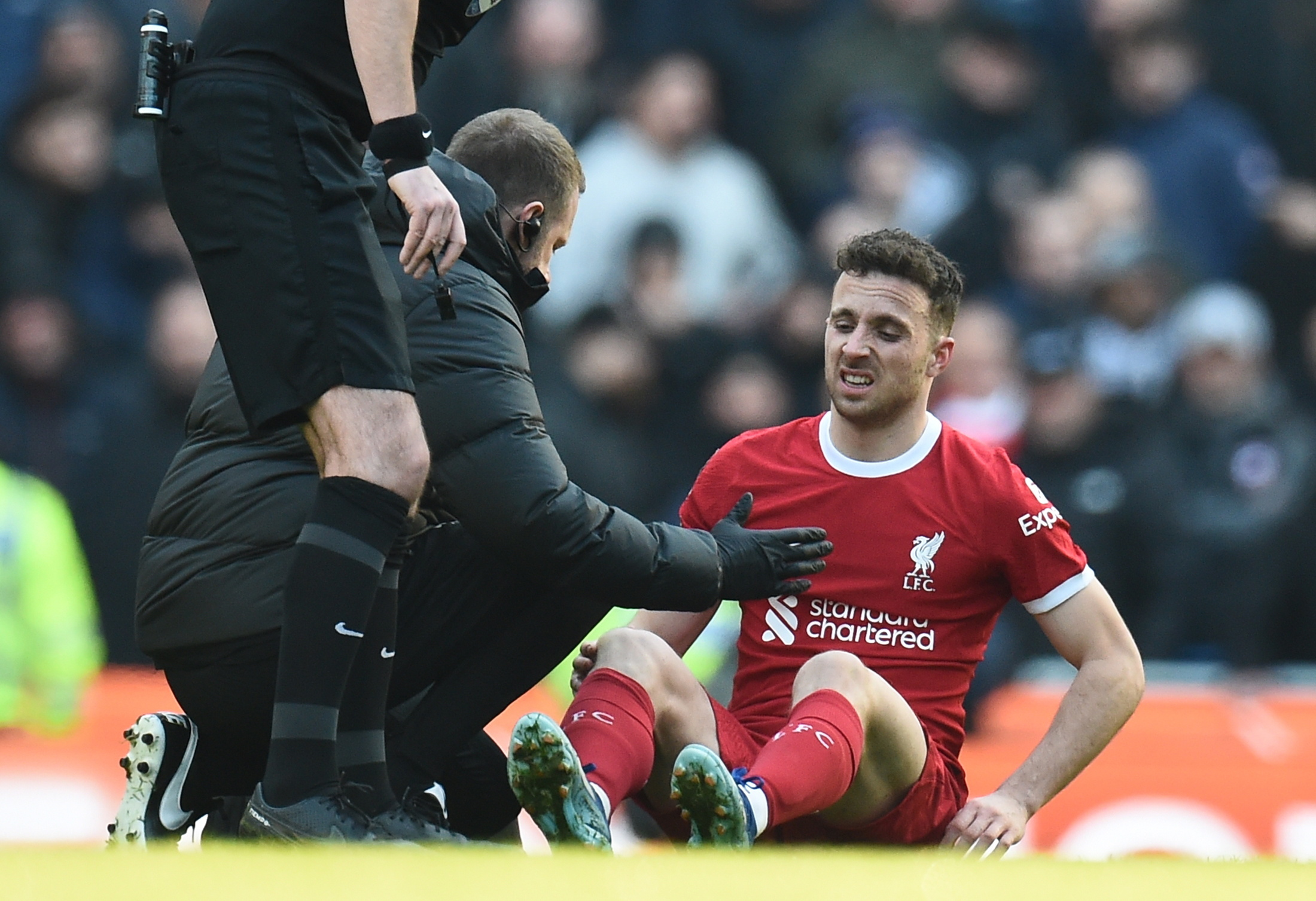 Diogo Jota deve desfalcar o Liverpool durante algumas semanas
