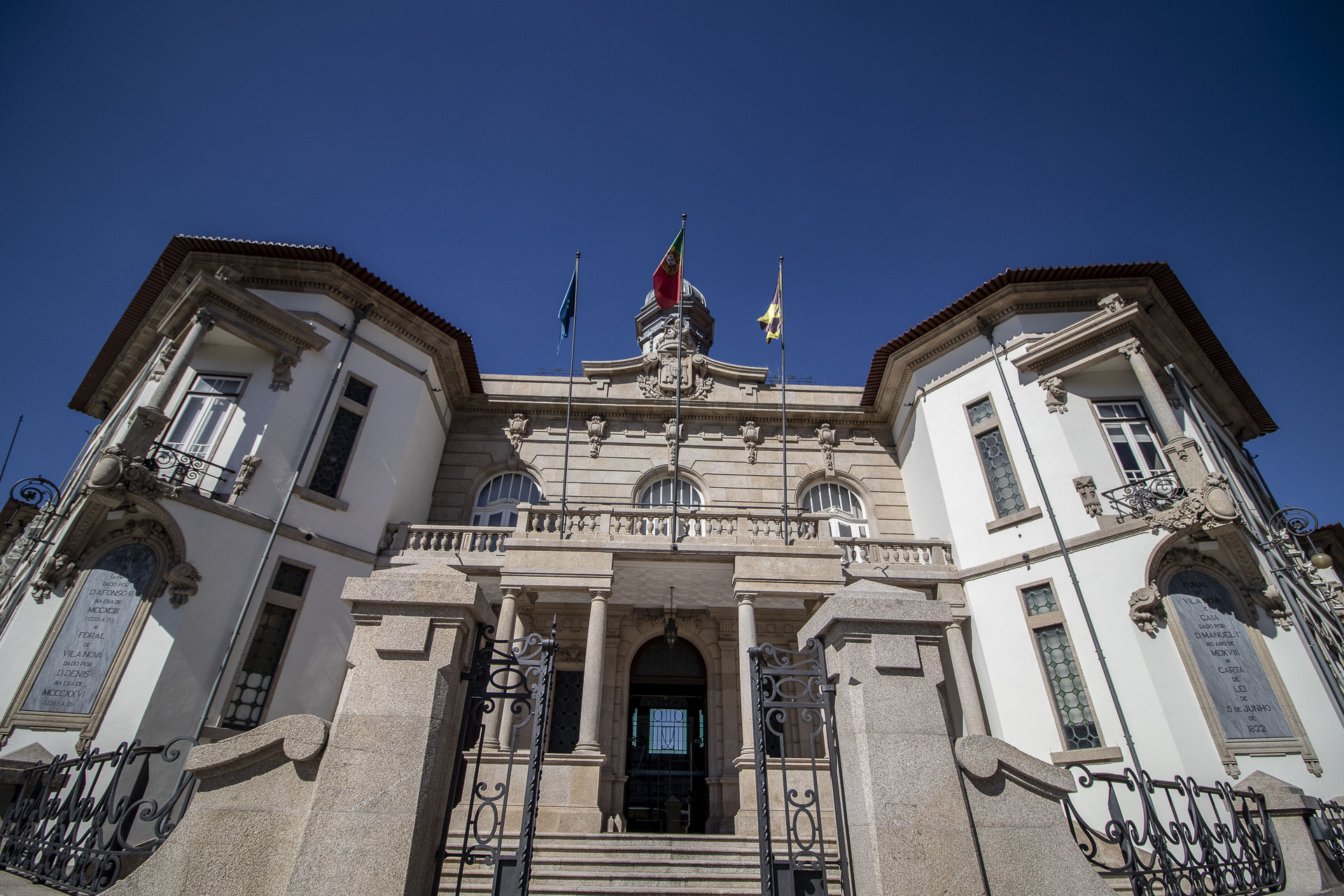 Covid-19. Gaia disponibiliza os pavilhões municipais para espaços de permanência de doentes e cria posto de testes