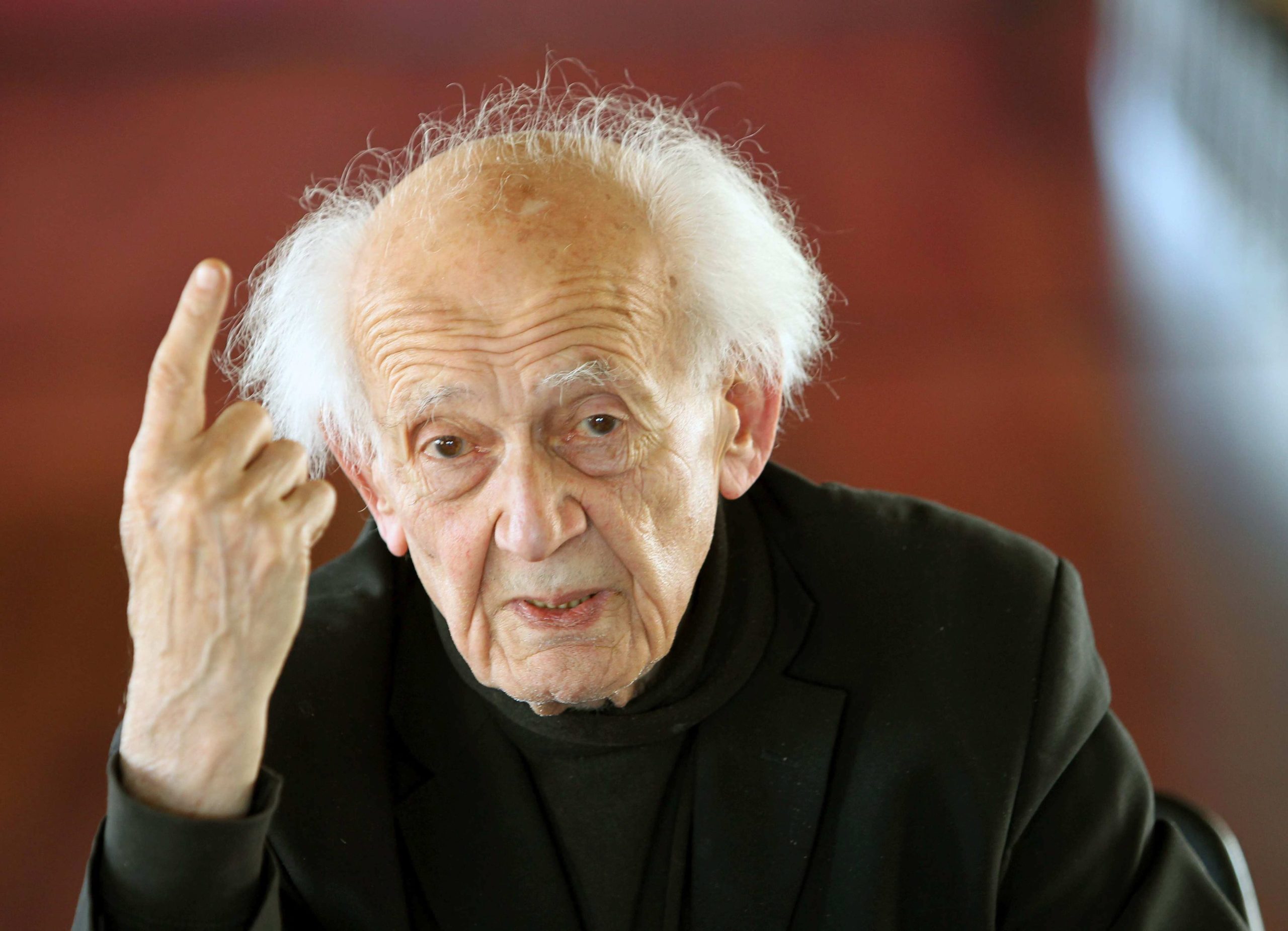 Morreu Zygmunt Bauman, o pensador da “modernidade líquida”